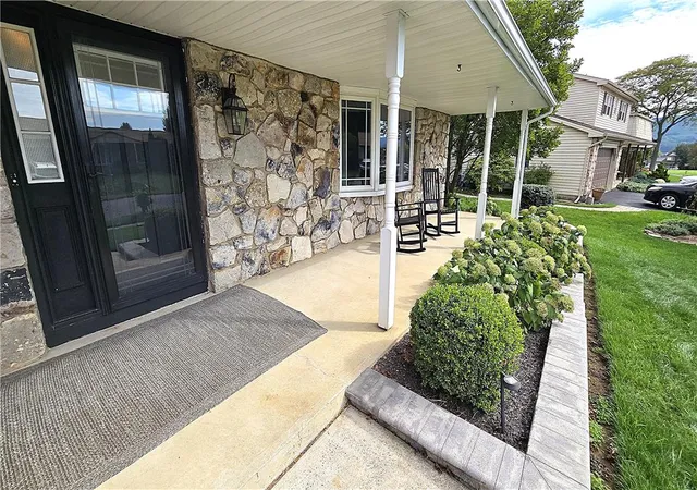 Photo 2 of Sale Pending at 3039 Magnolia Cir, Macungie, PA 18062 | MLS# 785346 | Listing updated on 2026-10-08