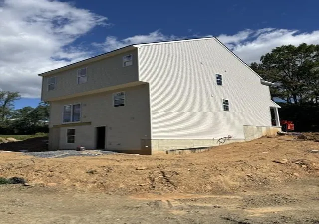 Photo 4 of Single family home for sale at 4890 Mulberry St, Coplay, PA 18037 | MLS# 785381 | Listing updated on 2026-10-05