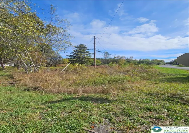 Photo 3 of Multi family home for sale at 3078 Route 115, Effort, PA 18330 | MLS# 785771 | Listing updated on 2026-10-05