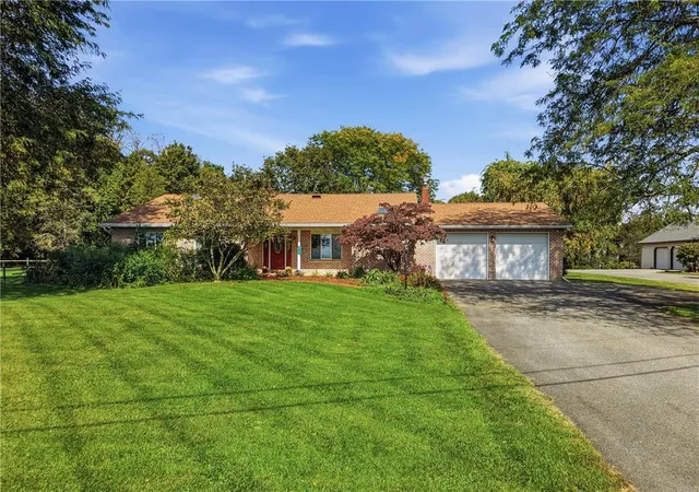 Photo 1 of Single family home for sale at 4732 Cardinal St, Schnecksville, PA 18078 | MLS# 785454 | Listing updated on 2026-10-08