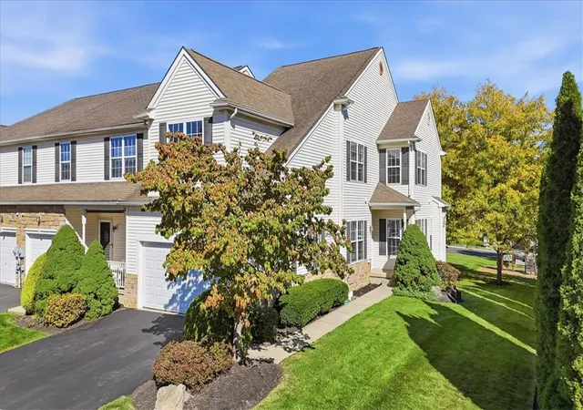 Photo 1 of Townhouse for sale at 37 Cobblestone Dr, Palmer Twp, PA 18045 | MLS# 785802 | Listing updated on 2026-10-09