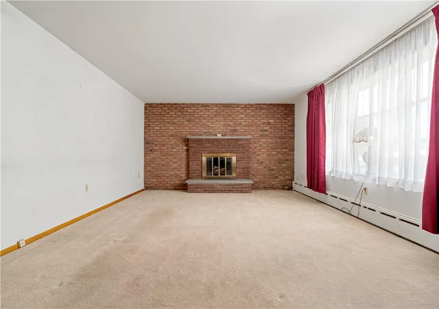 Photo 3 of Single family home for sale at 9297 Claussville Rd, Fogelsville, PA 18051 | MLS# 785860 | Listing updated on 2026-10-10