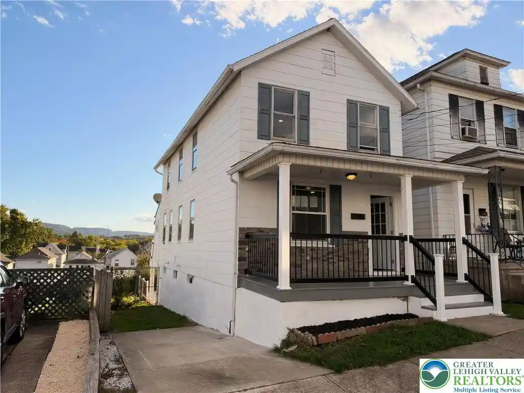 Single family home for sale at 287 Andover St, Wilkes Barre, PA 18702 | MLS# 786023