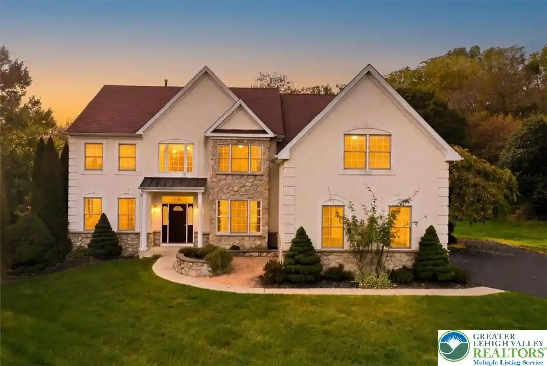Single family home for sale at 1422 Morningside Dr, Orefield, PA 18069 | MLS# 786254