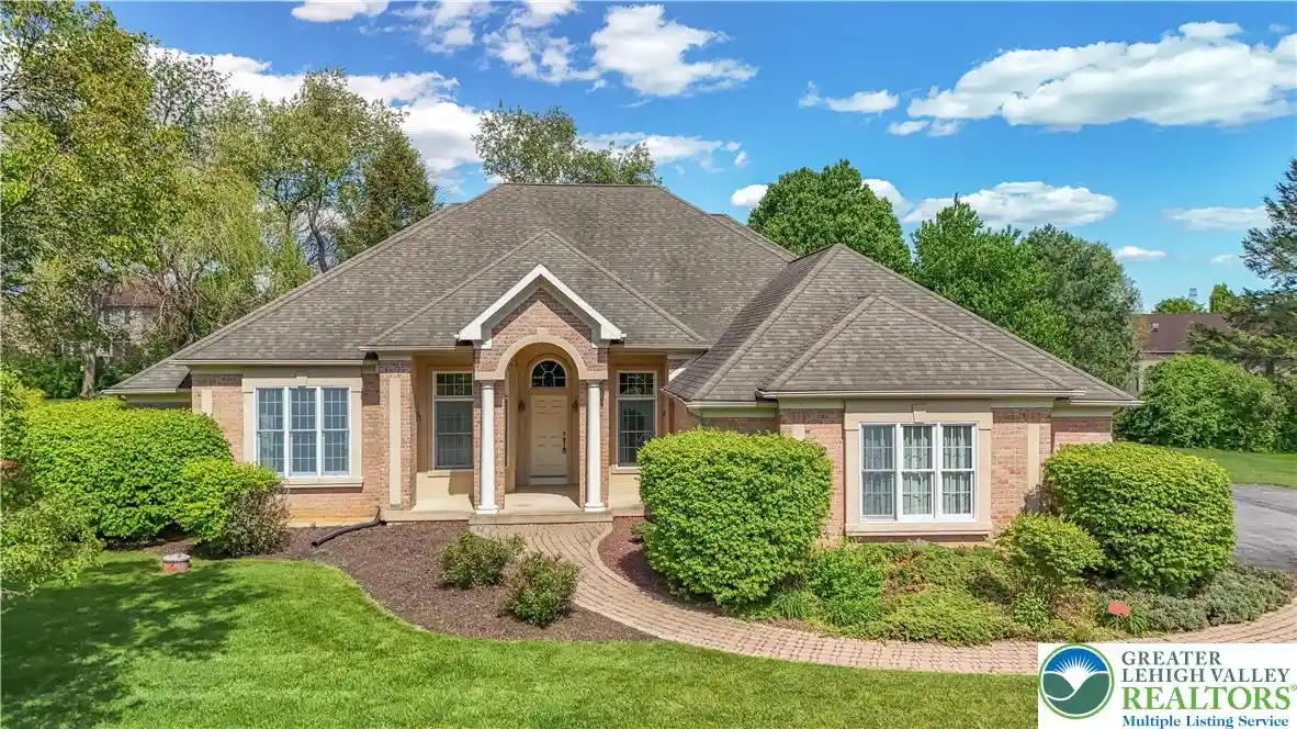 Photo 1 of Sale Pending at 268 Jefferson Pl, Bethlehem, PA 18020 | MLS# 786394 | Listing updated on 2026-10-24