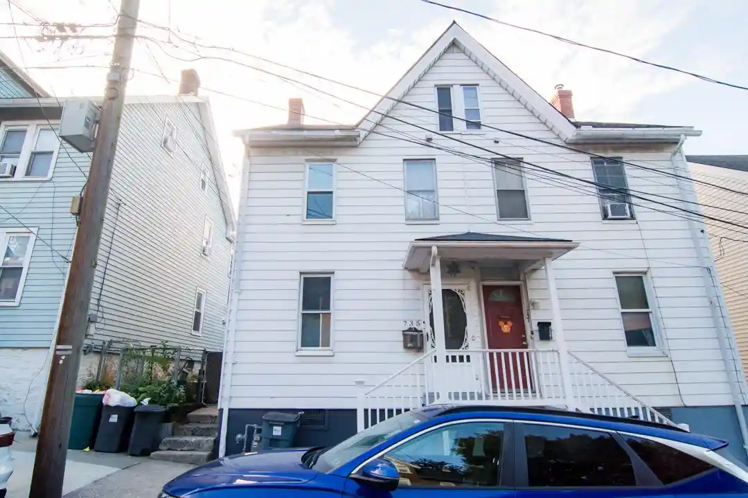 Photo 1 of Single family home for sale at 735 2nd Avenue, Bethlehem, PA 18018 | MLS# 784784 | Listing updated on 2026-10-19