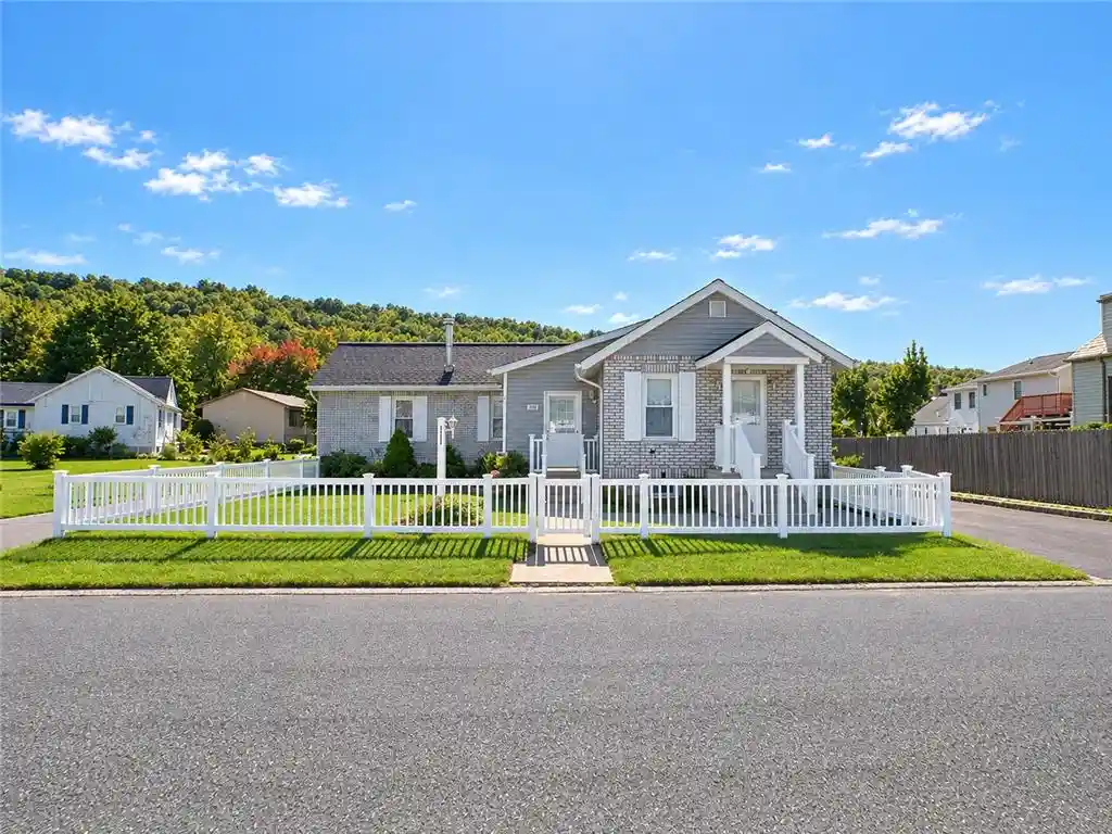 Photo 1 of Single family home for sale at 1208 Garden Ave, Allentown, PA 18103 | MLS# 786501 | Listing updated on 2026-10-26