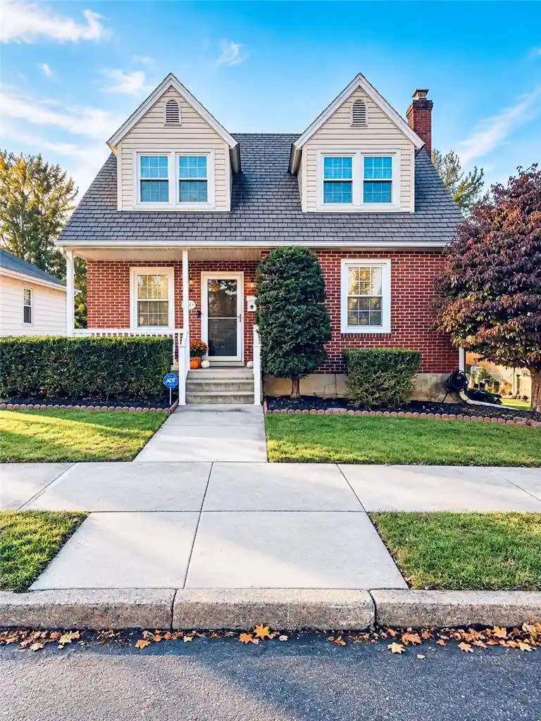 Photo 1 of Sale Pending at 624 Delaware Ave, Hellertown, PA 18055 | MLS# 786692 | Listing updated on 2026-10-29