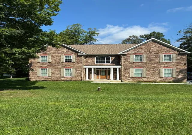 Single family home for sale at 27 Jacoby Run Rd, Upper Mt Bethel Twp, PA 18343 | MLS# 782160