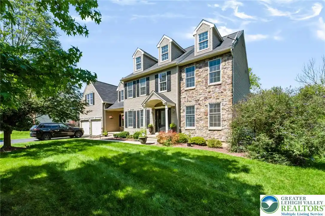 Single family home for sale at 39 Millbrook Ct, Easton, PA 18045 | MLS# 786891