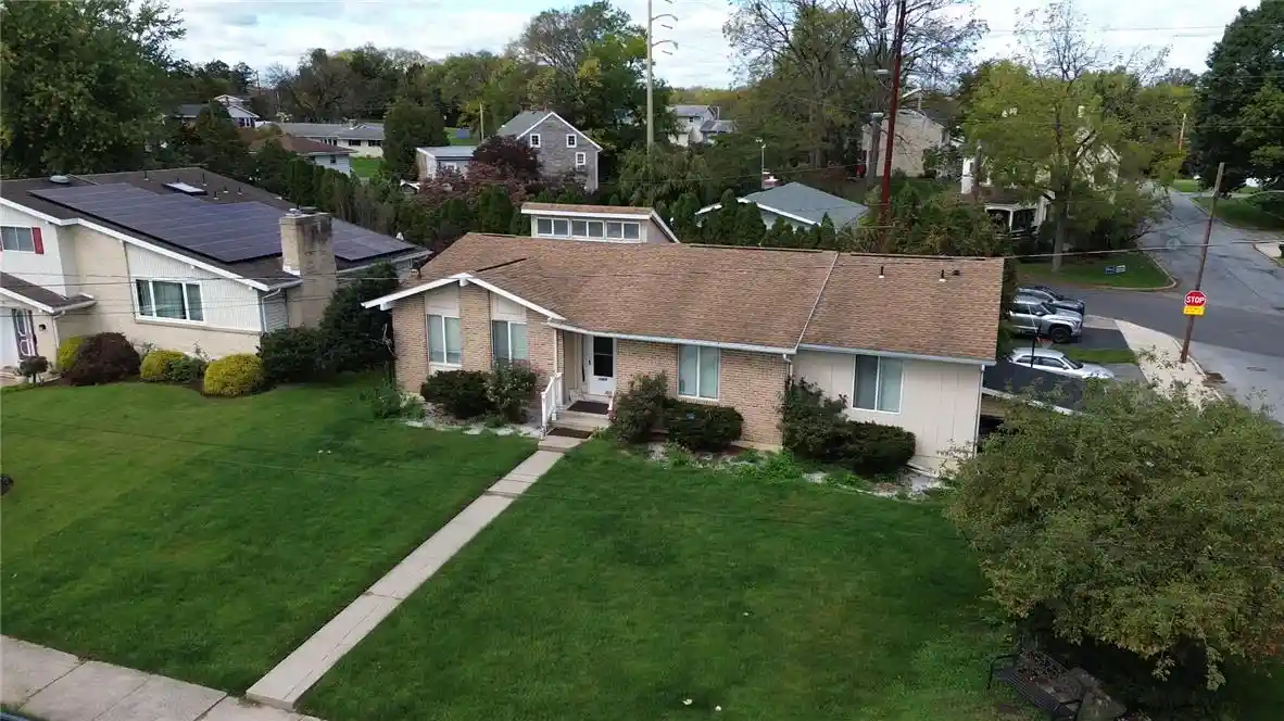 Multi family home for sale at 1401 Pennsylvania St, Allentown, PA 18102 | MLS# 786903