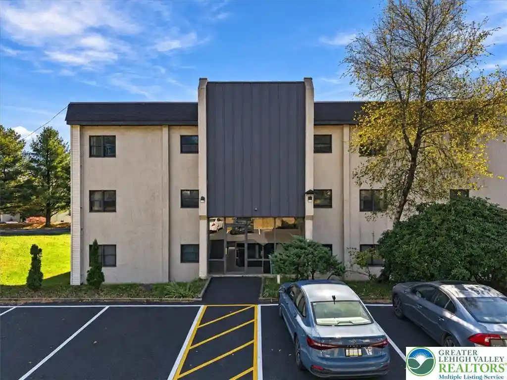 Photo 1 of Condo for sale at 130 Foxfire Dr #301, Mount Pocono, PA 18344 | MLS# 786779 | Listing updated on 2026-10-25