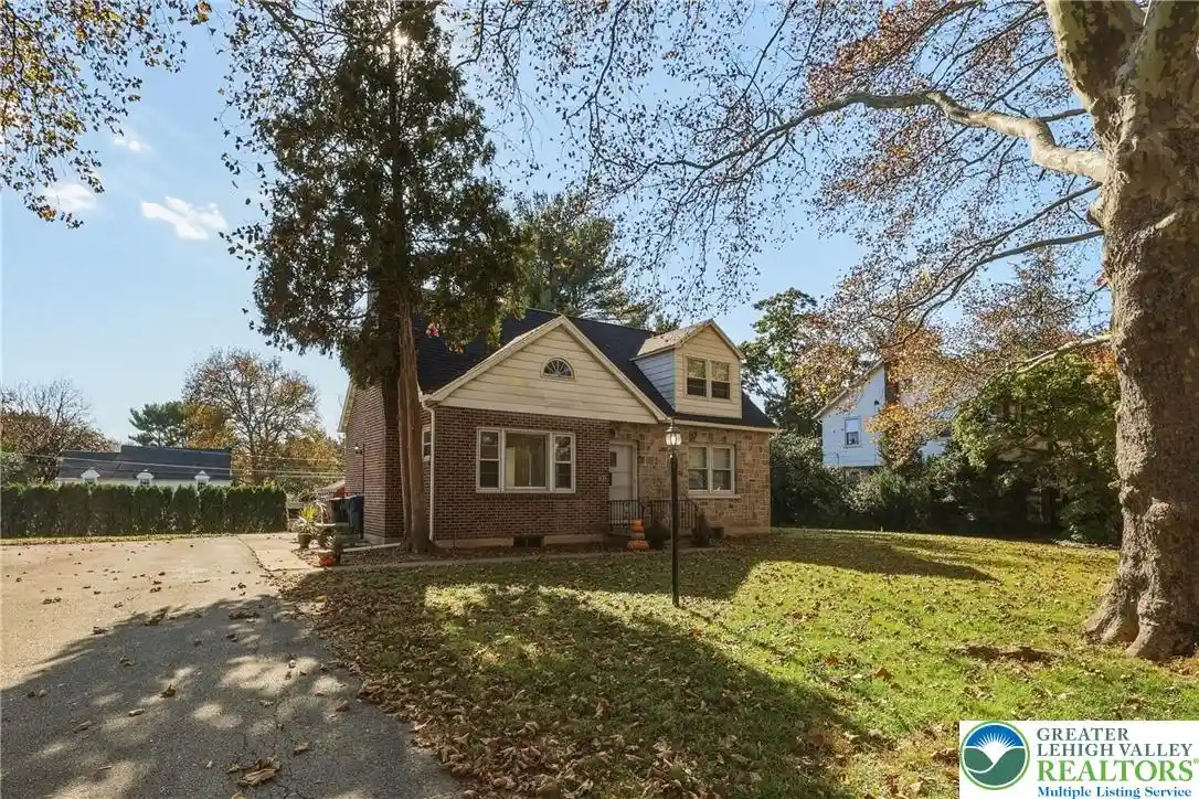 Single family home for sale at 3132 Cambridge Cir, Allentown, PA 18104 | MLS# 787074 | Listing updated on 2026-10-29
