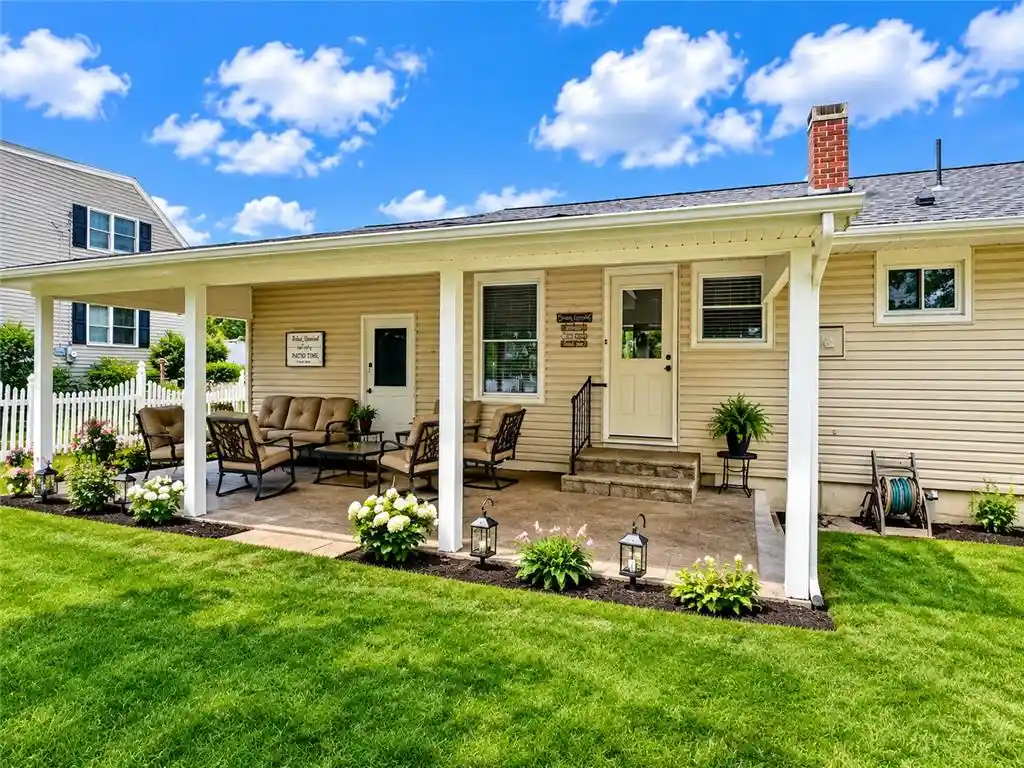 Photo 3 of Single family home for sale at 2101 Aster Rd, Bethlehem, PA 18018 | MLS# 787103 | Listing updated on 2026-10-30