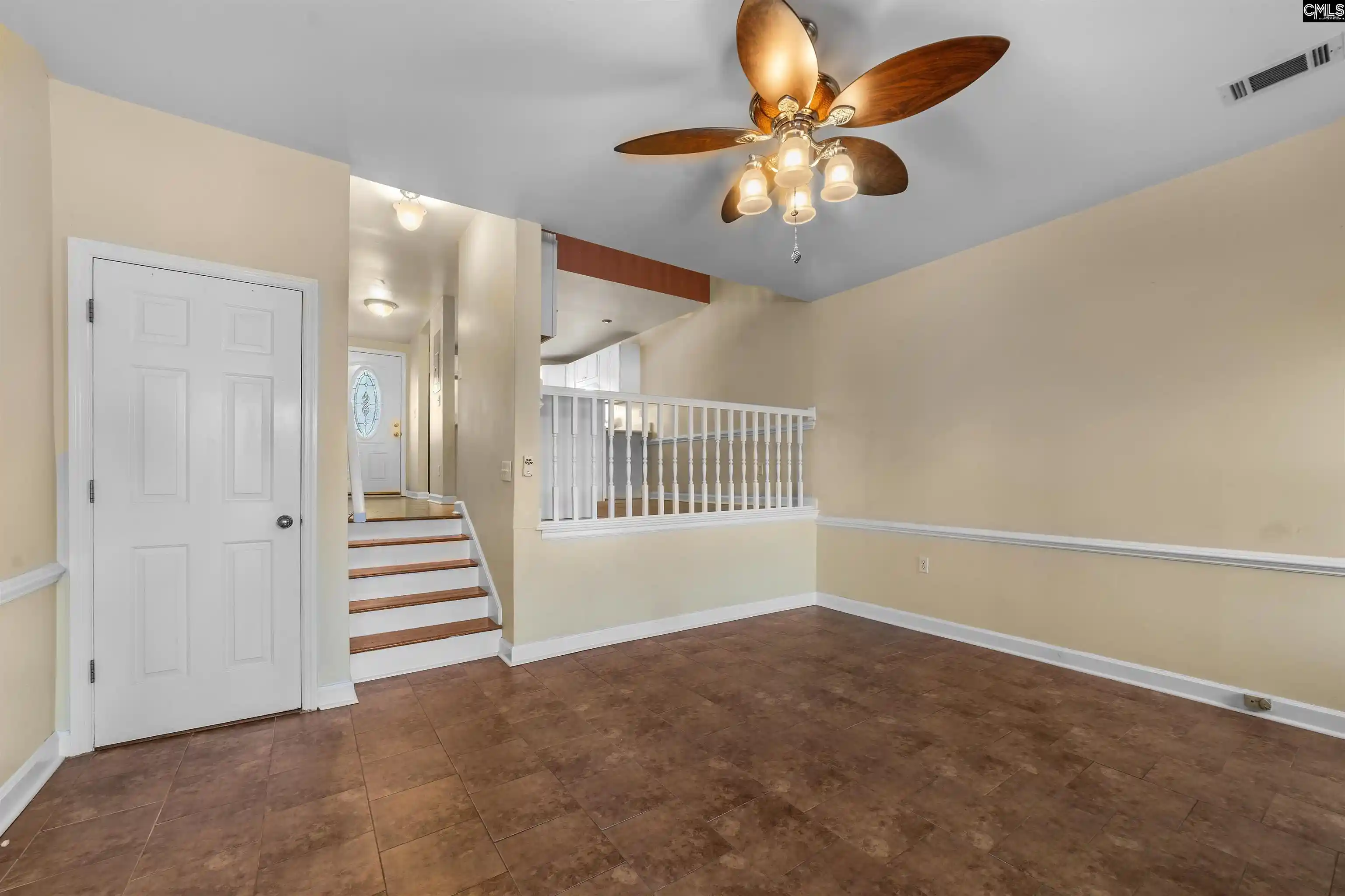 Photo 4 of Townhouse for sale at 129 Village, Columbia, SC 29209 | MLS# 601544 | Listing updated on 2026-03-03