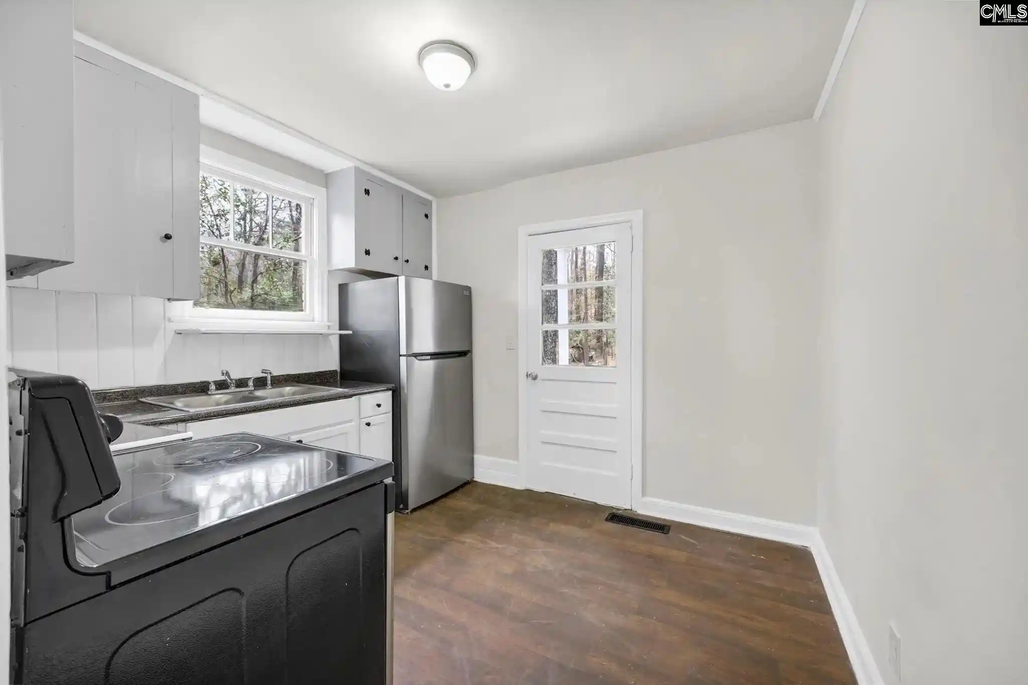 3rd image of 322 Glenn, Columbia, SC 29203 | MLS# 608541