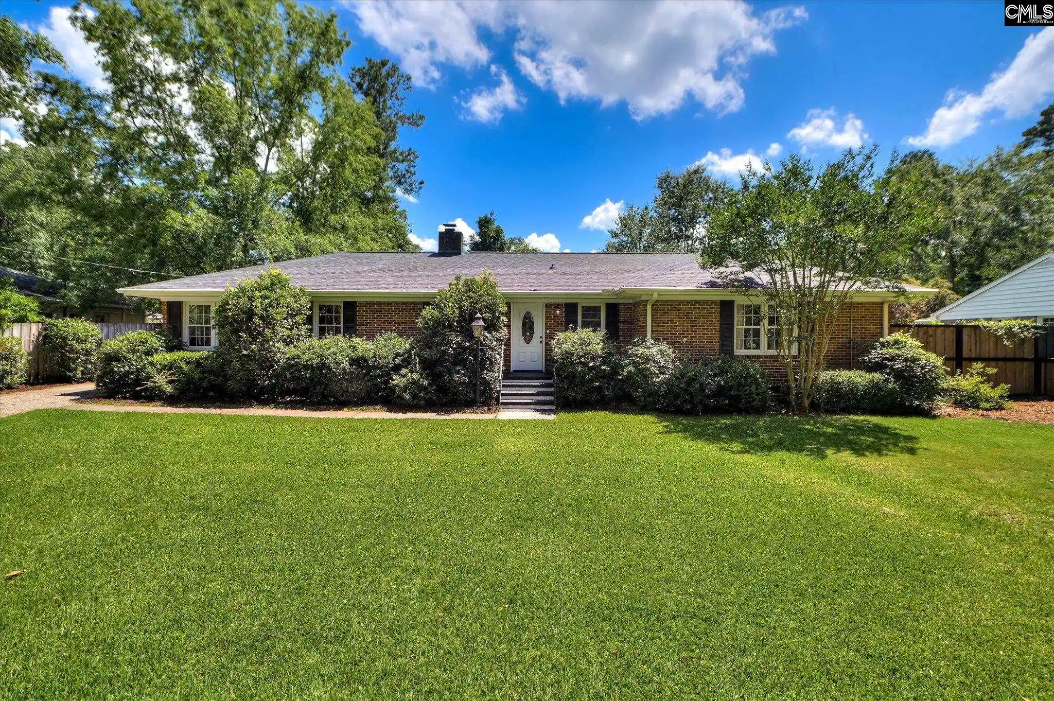 Photo 1 of Single family home for sale at 215 Se Barnard, Aiken, SC 29801 | MLS# 611585 | Listing updated on 2026-08-24