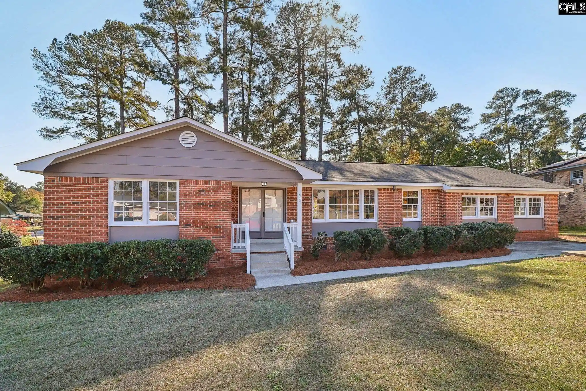 Photo 1 of Single family home for sale at 216 Meadowbury, Columbia, SC 29203 | MLS# 621280 | Listing updated on 2026-08-06