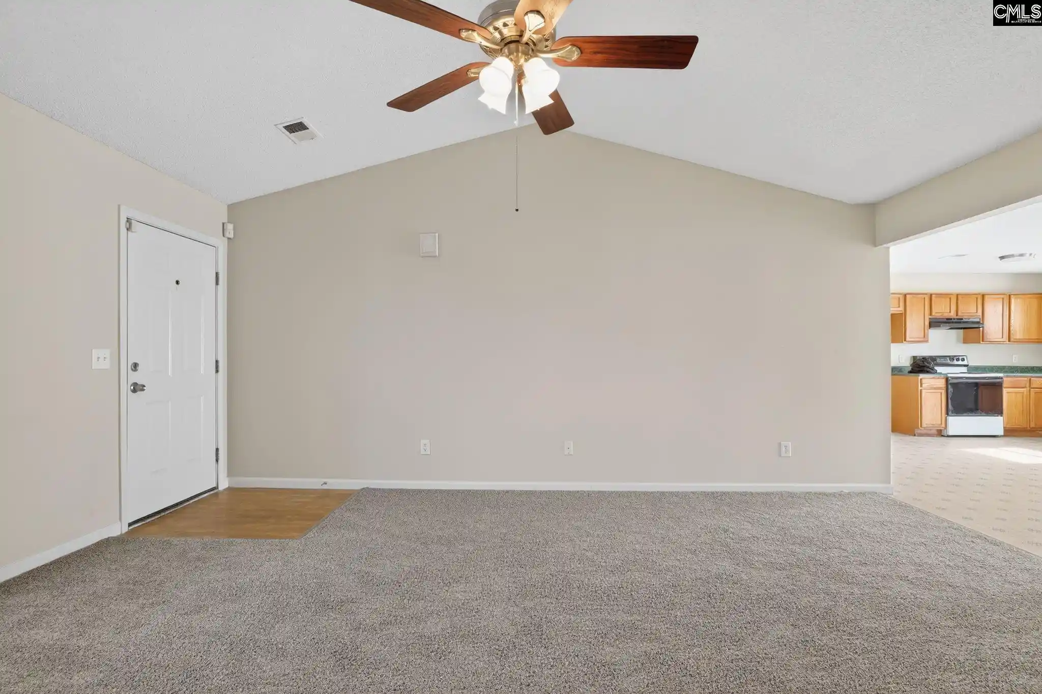 Photo 3 of Sale Pending at 10 Sterling Ridge, Columbia, SC 29229 | MLS# 626220 | Listing updated on 2026-08-18
