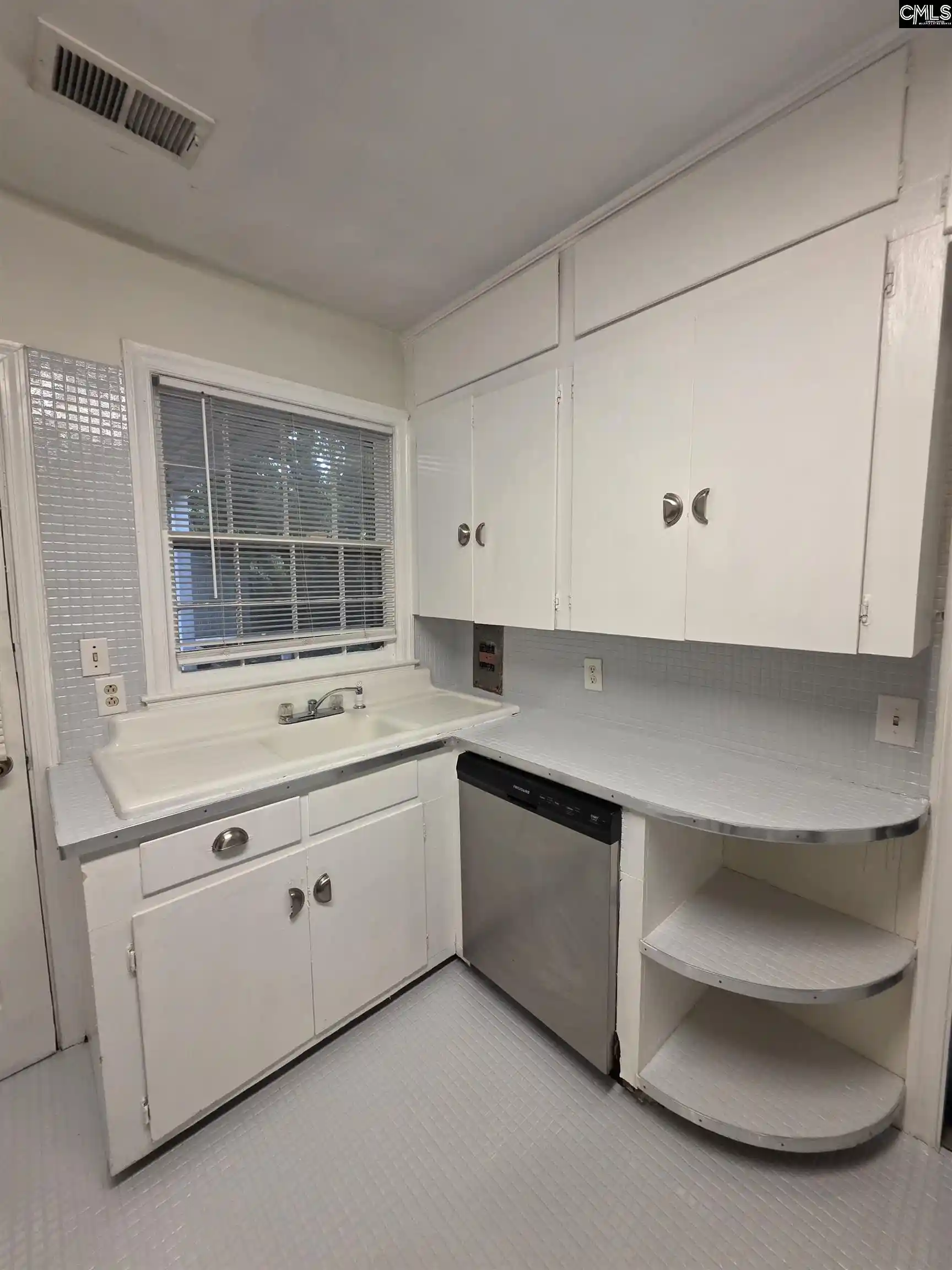 Photo 23 of Single family home for sale at 3947 Live Oak, Columbia, SC 29205 | MLS# 628775 | Listing updated on 2026-08-28