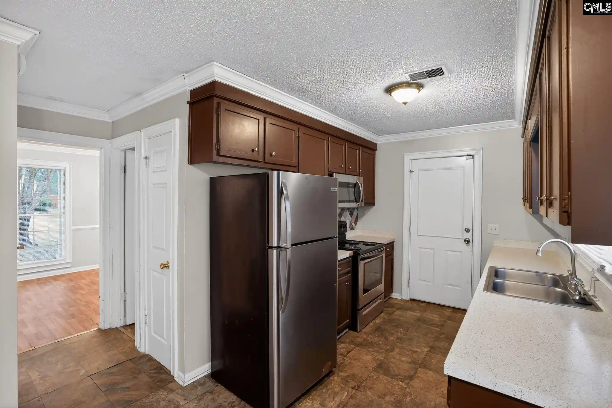 Photo 4 of Single family home for sale at 122 Whitehurst, Columbia, SC 29229 | MLS# 629376 | Listing updated on 2026-08-15