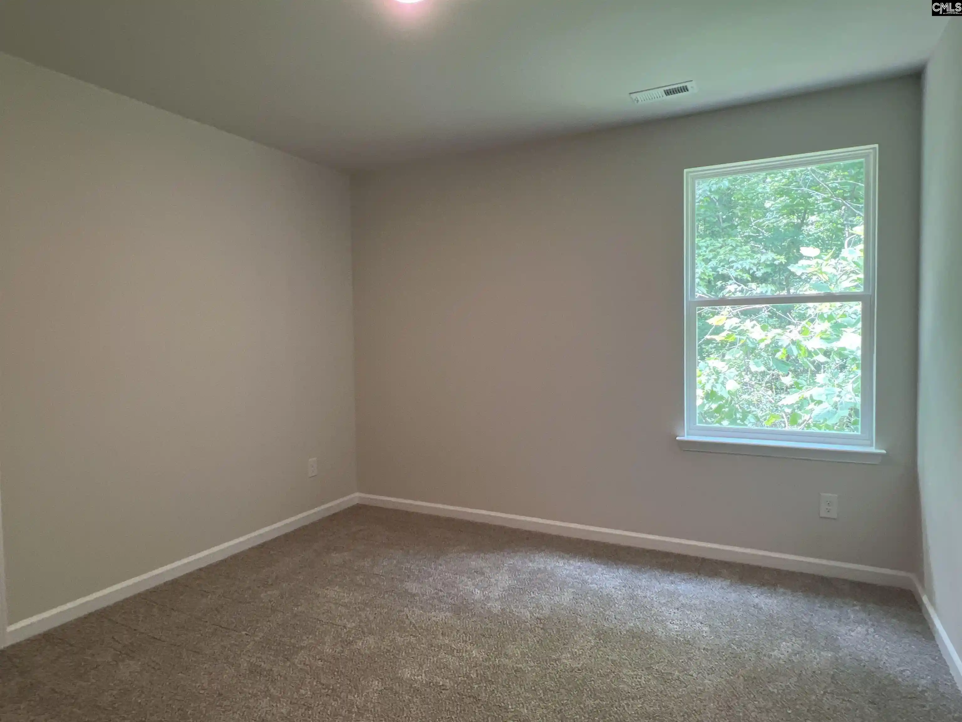 Photo 3 of Sale Pending at 1031 Pineland, Columbia, SC 29203 | MLS# 629660 | Listing updated on 2026-09-10