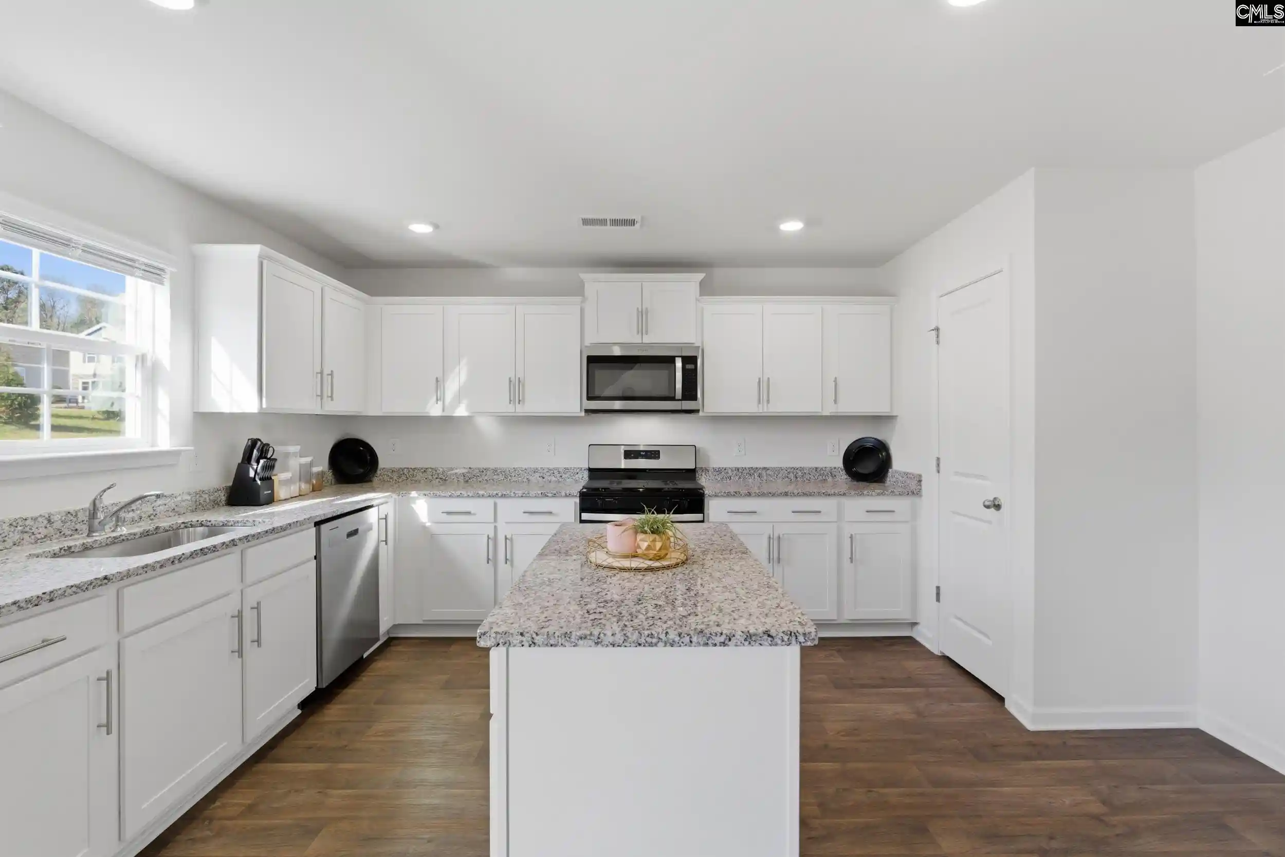 Photo 3 of Single family home for sale at 16 Sessile, Columbia, SC 29203 | MLS# 630312 | Listing updated on 2026-03-31