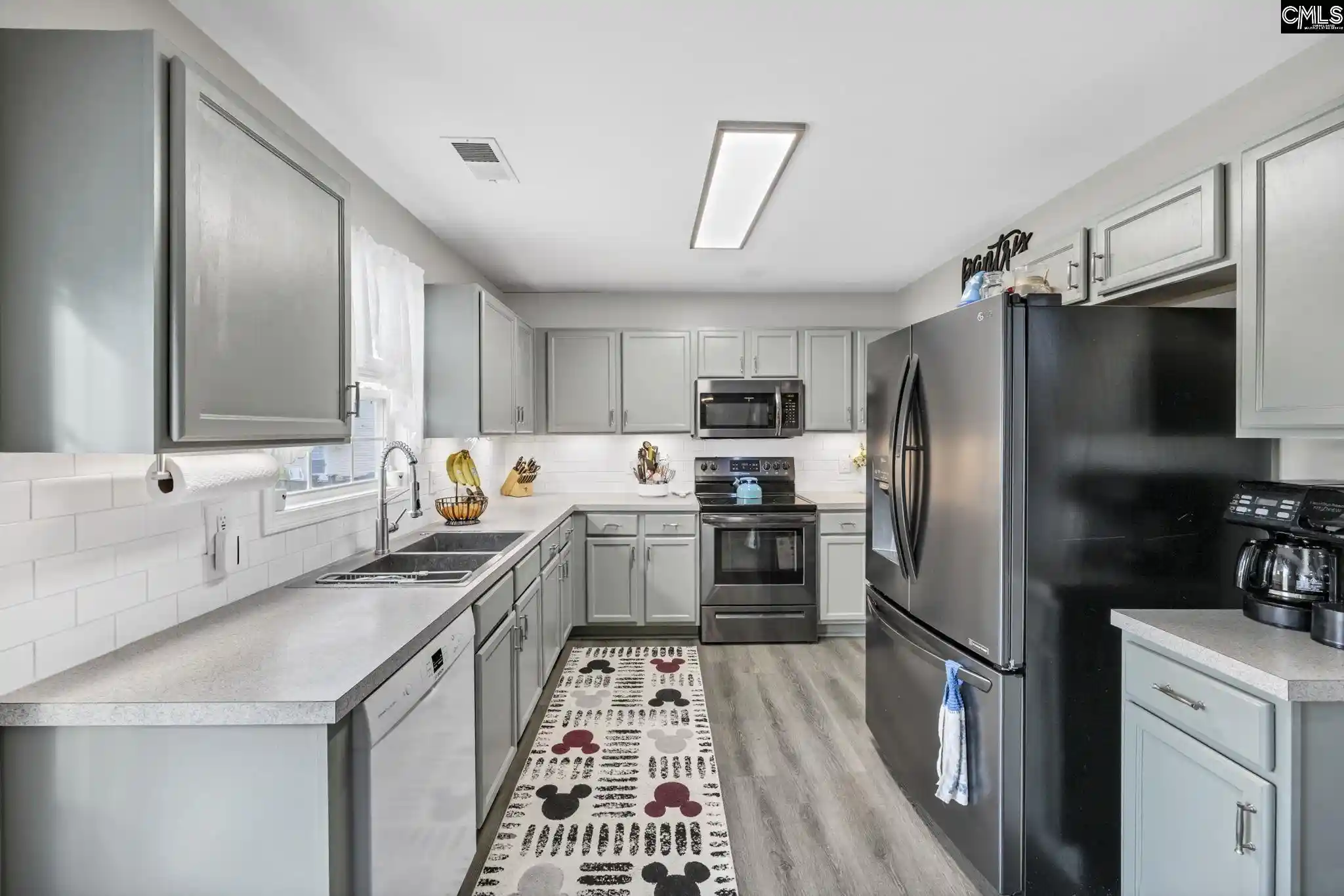 Photo 3 of Sale Pending at 727 Applegate, Columbia, SC 29209 | MLS# 630413 | Listing updated on 2026-08-15