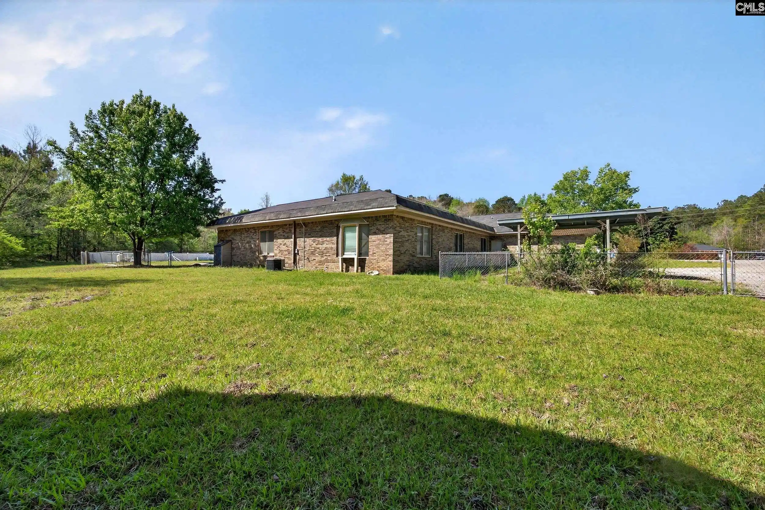 Homes for sale in West Columbia, SC | 1802 Pine, West Columbia, SC 29170 | MLS# 630933