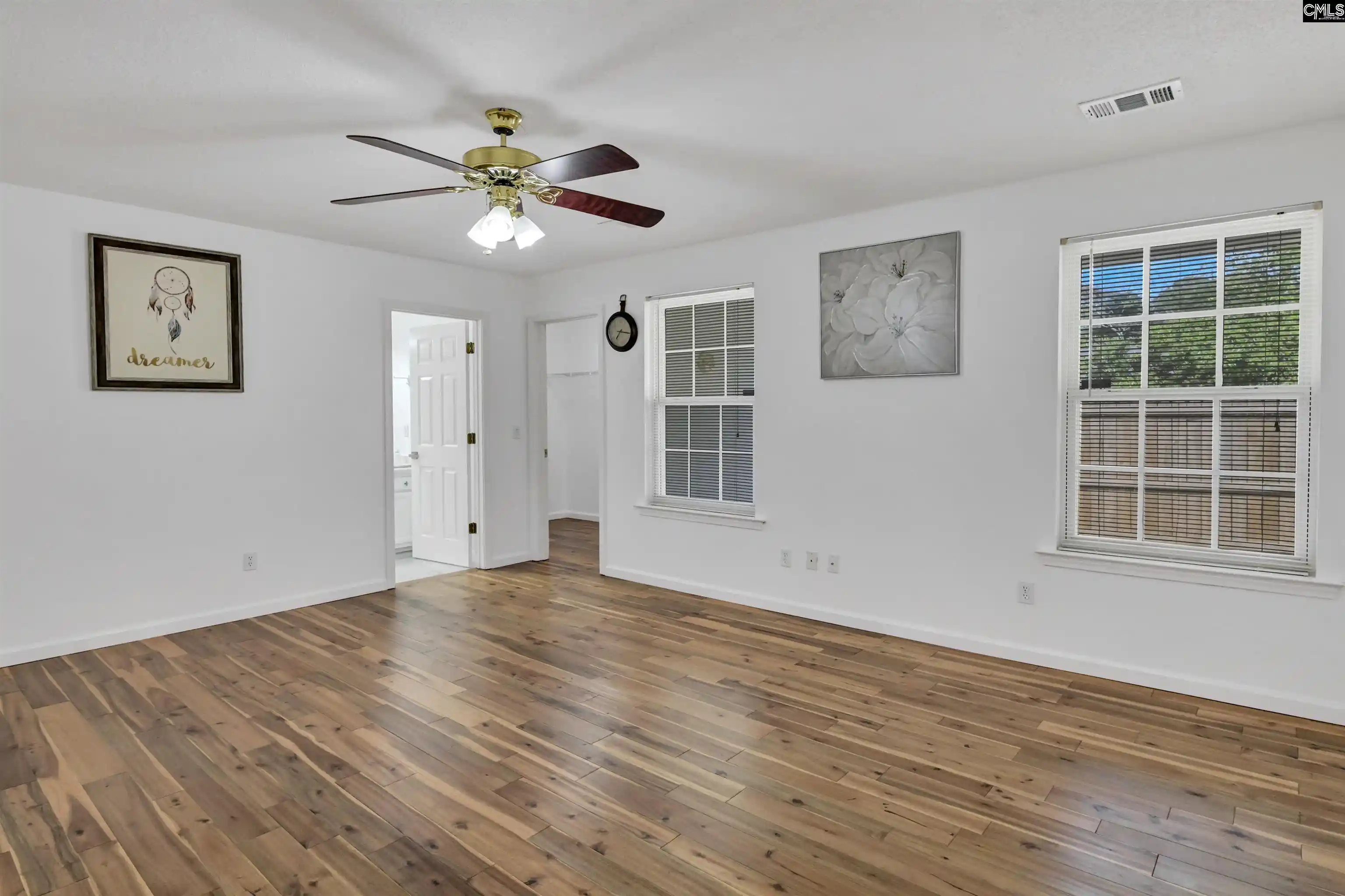 Photo 4 of Single family home for sale at 9 Twin Oaks, Columbia, SC 29209 | MLS# 631032 | Listing updated on 2026-08-03