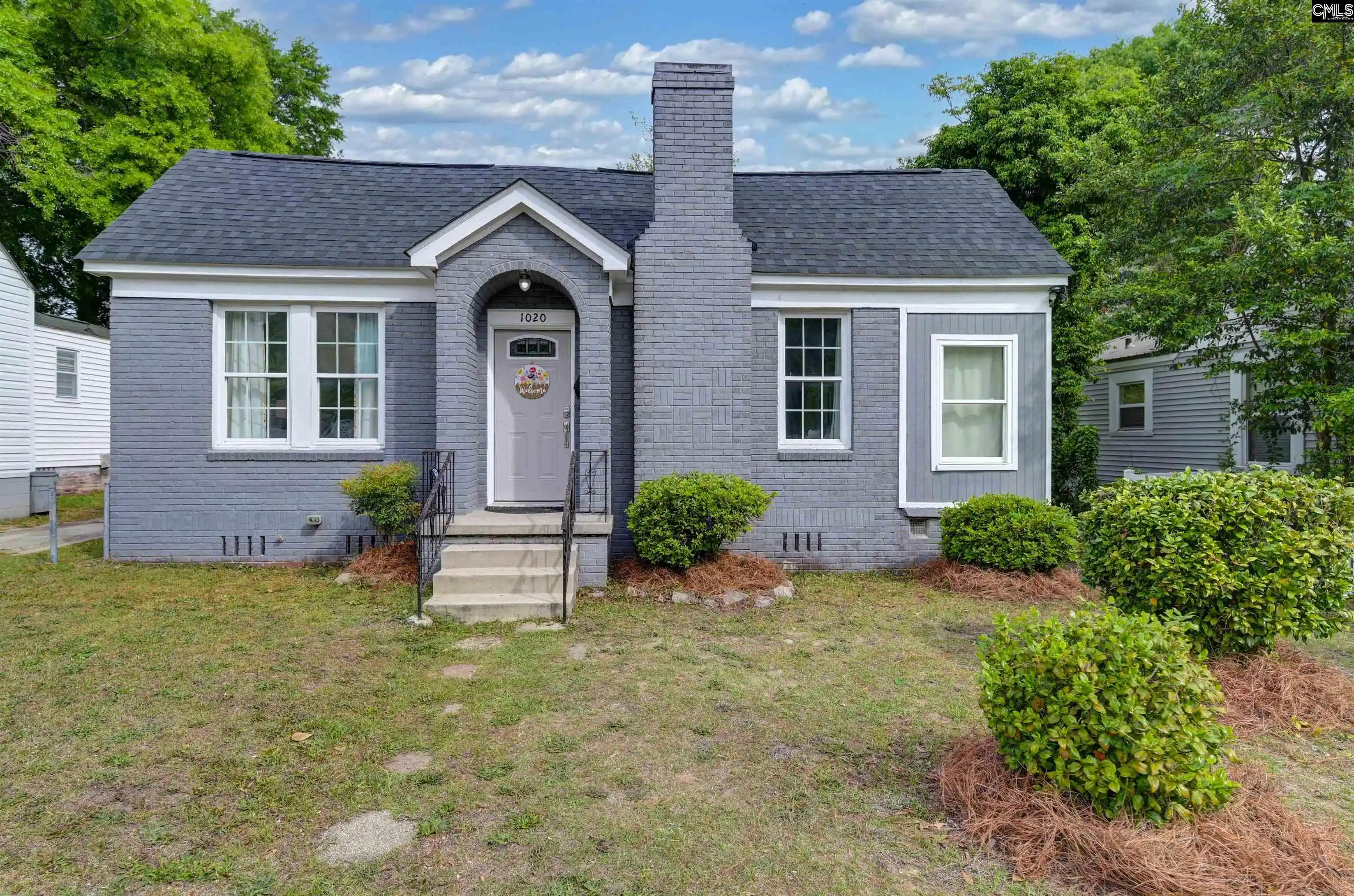 Homes for sale in Cayce, SC | 1020 Naples, Cayce, SC 29033 | MLS# 631186