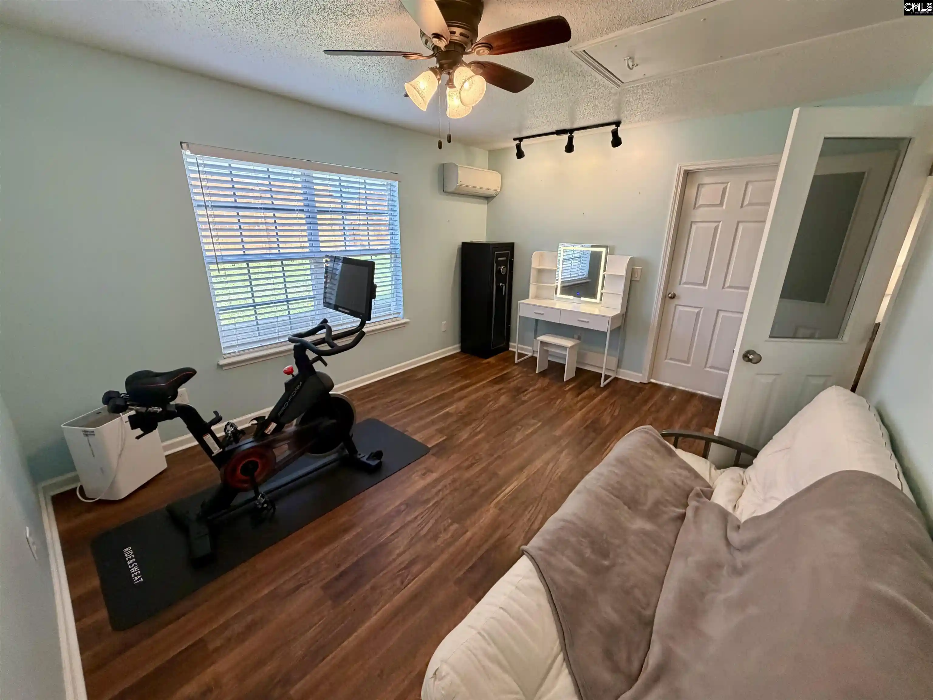 Photo 3 of Sale Pending at 201 Aderley Oak, Irmo, SC 29063 | MLS# 631228 | Listing updated on 2026-06-19