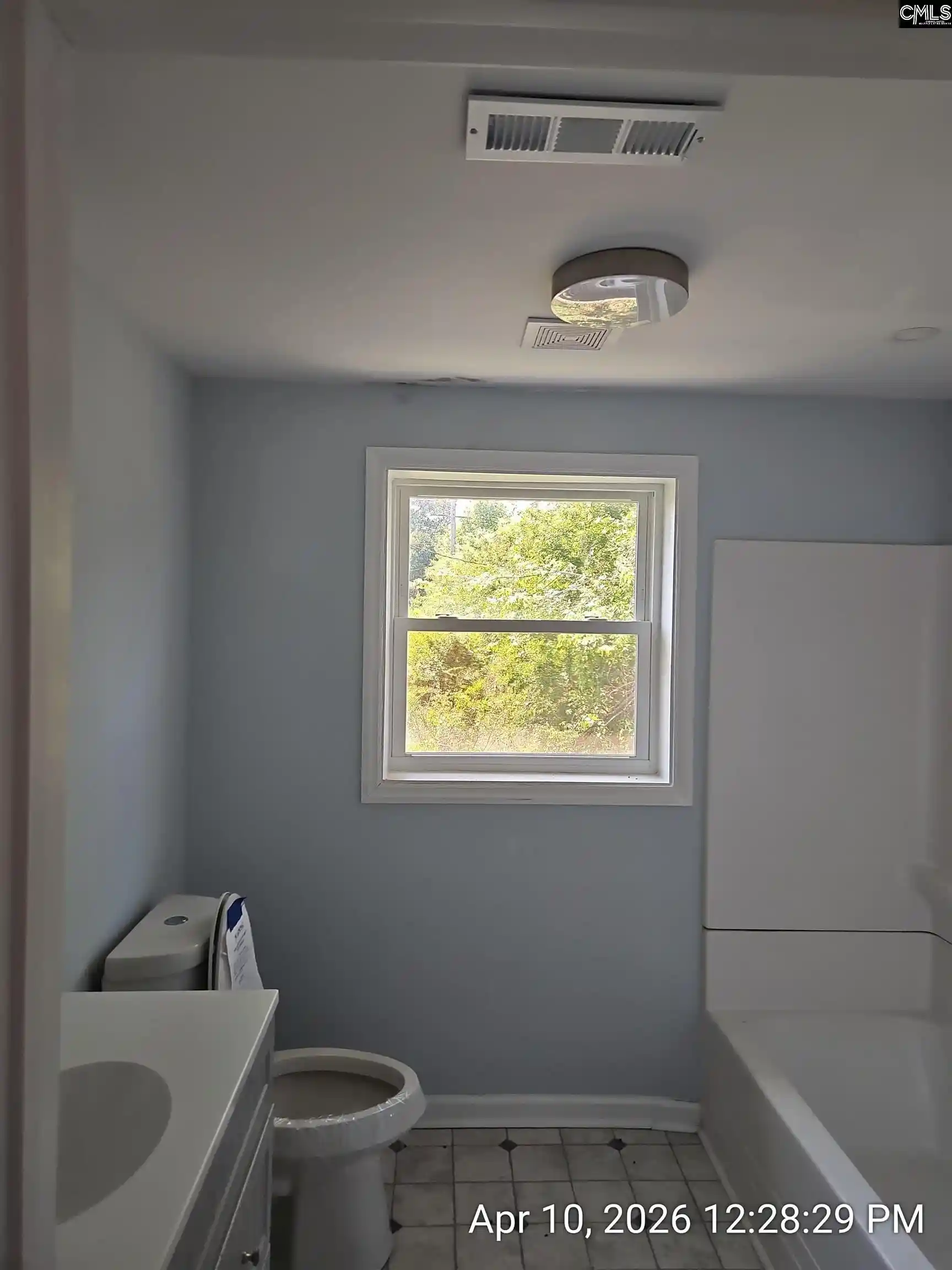 Photo 2 of Single family home for sale at 516 Lakeside, Columbia, SC 29203 | MLS# 631350 | Listing updated on 2026-06-15