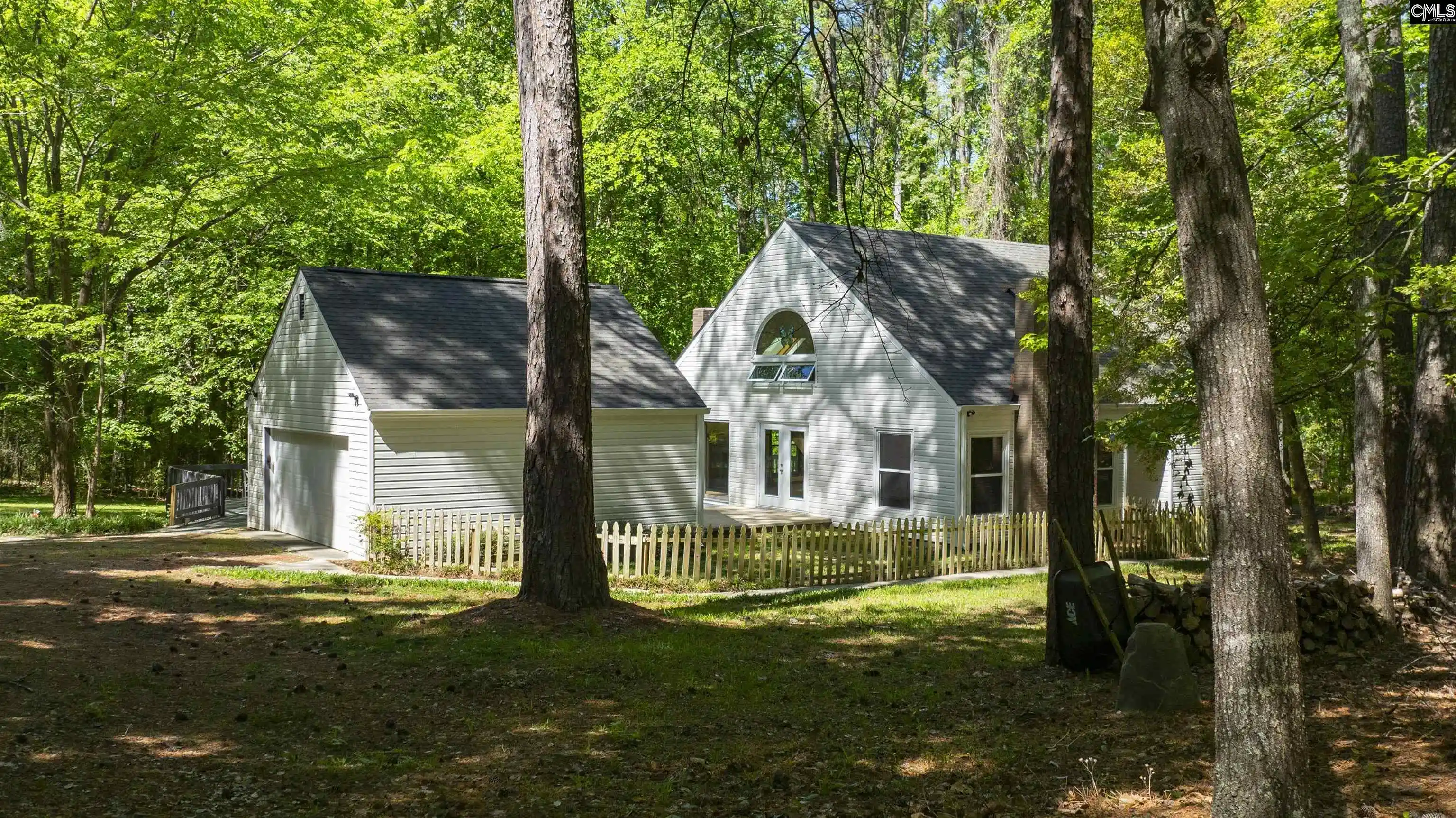 Photo 1 of Single family home for sale at 102 Warner Woods, Lexington, SC 29072 | MLS# 631367 | Listing updated on 2026-09-23