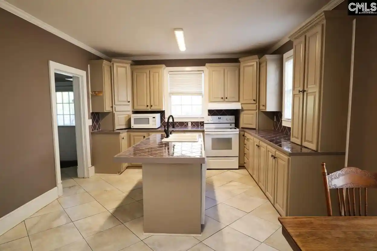 2nd image of 1109 Lyttleton, Camden, SC 29020 | MLS# 631874