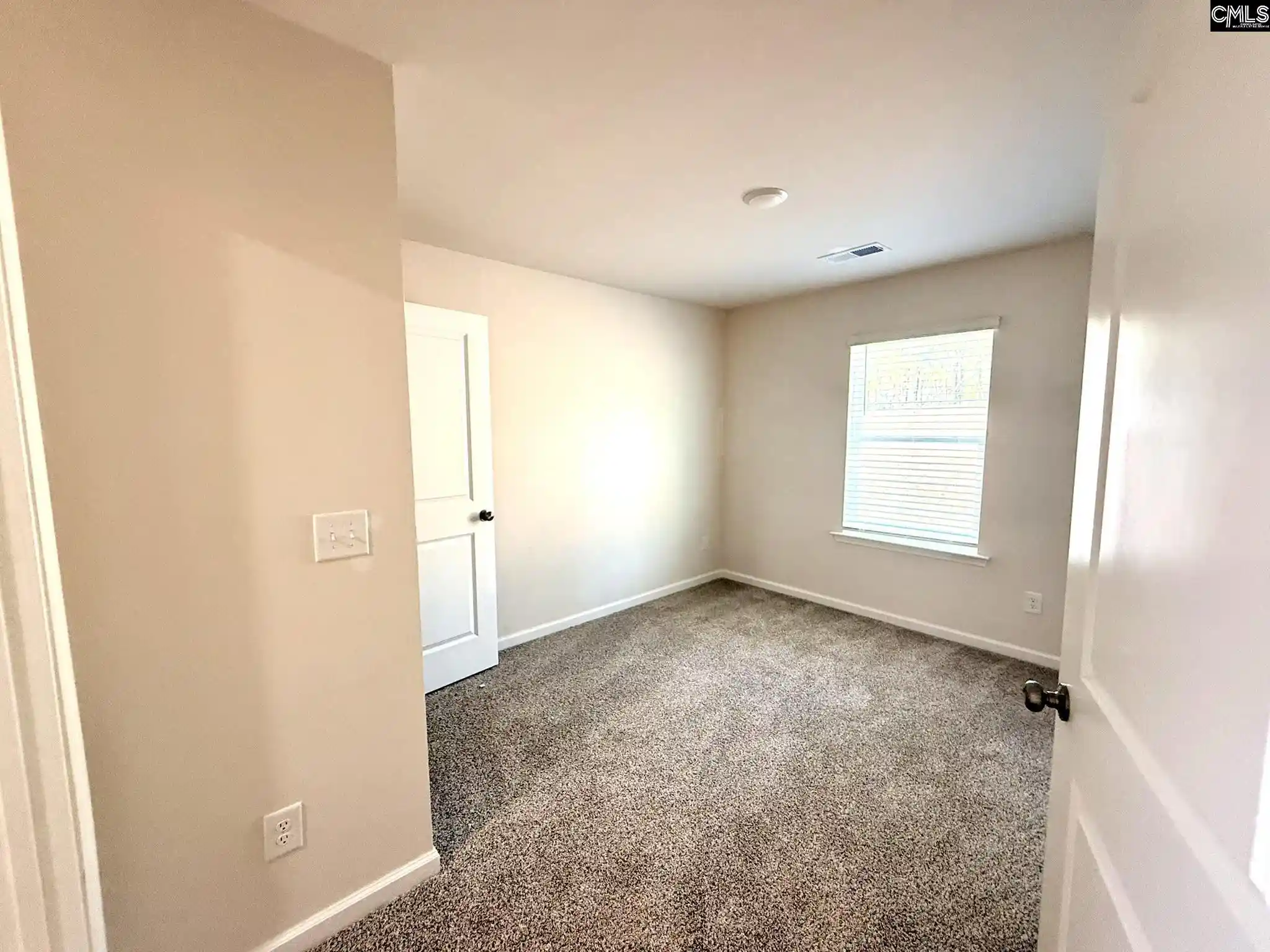 Photo 3 of Sale Pending at 300 Kirkstall, Aiken, SC 29801 | MLS# 632058 | Listing updated on 2026-08-28
