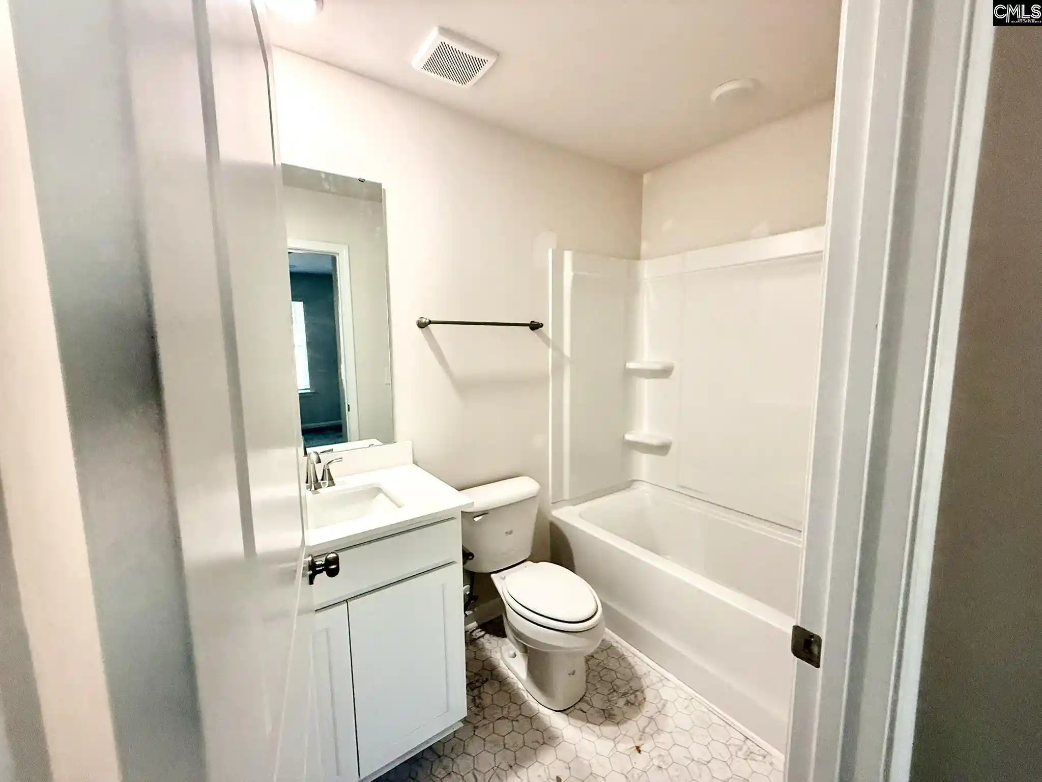 Photo 4 of Sale Pending at 300 Kirkstall, Aiken, SC 29801 | MLS# 632058 | Listing updated on 2026-08-28