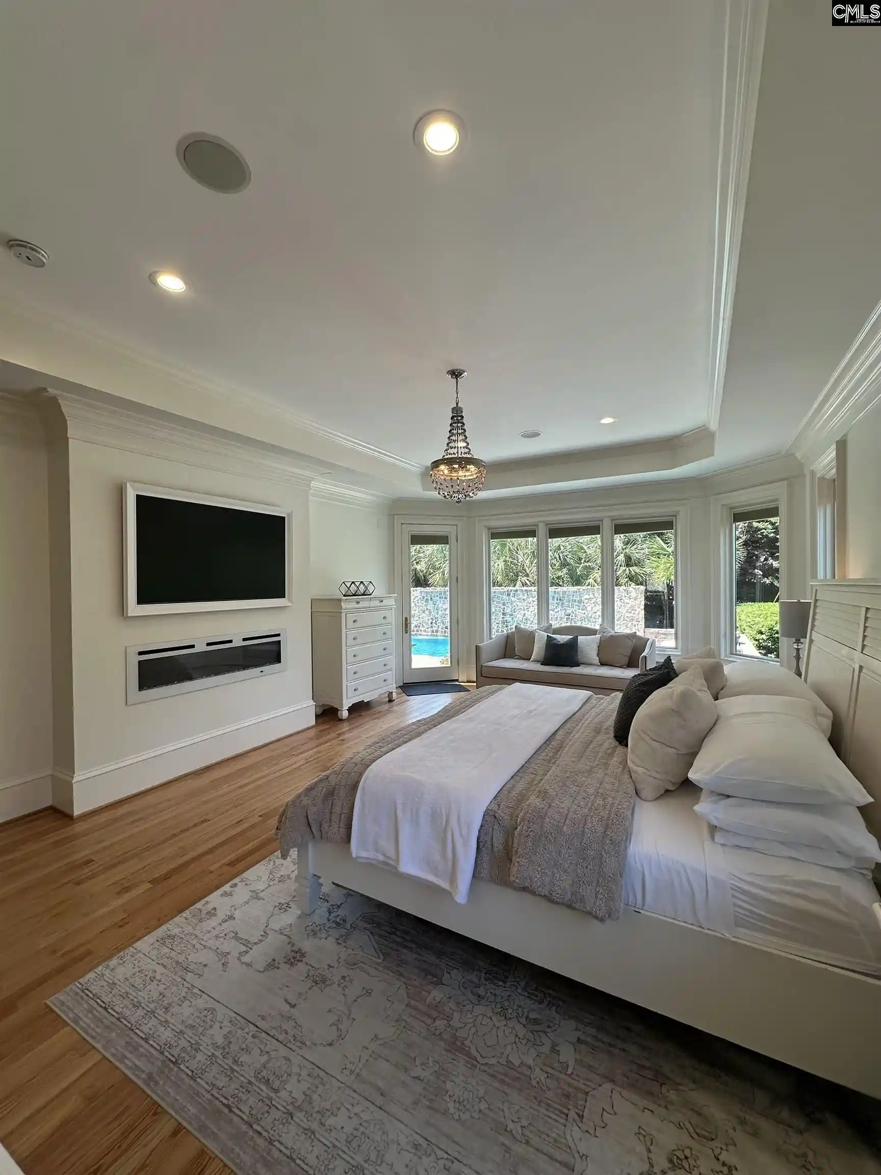 Photo 3 of Mansion for sale at 1223 Jennings, Columbia, SC 29204 | MLS# 632155 | Listing updated on 2026-09-06