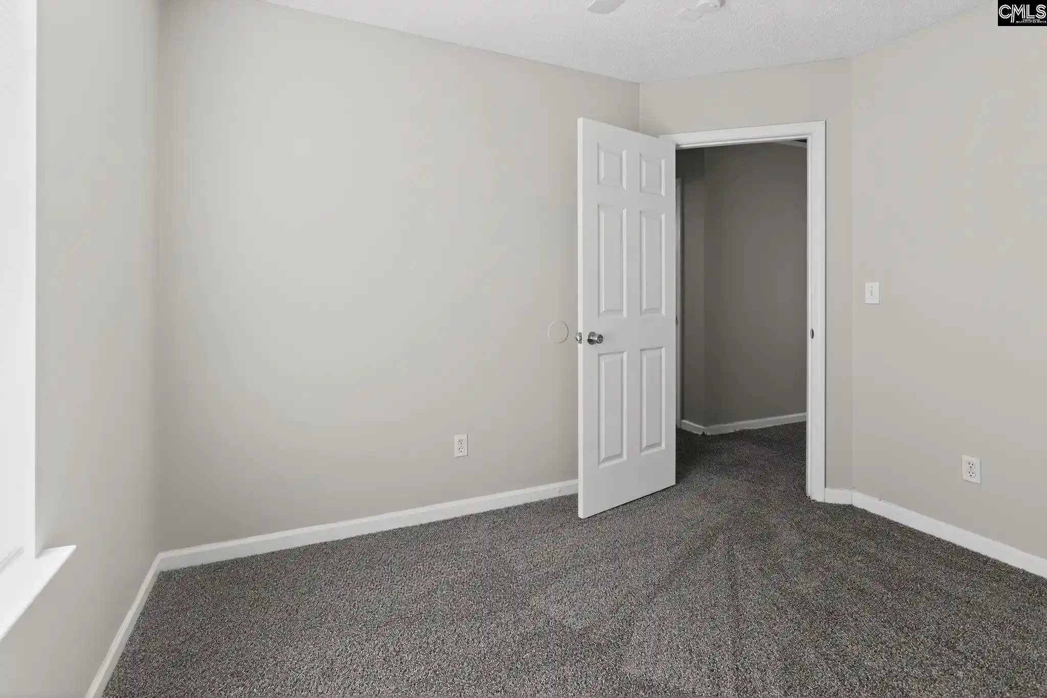 Photo 3 of Sale Pending at 304 Glen Knoll, Columbia, SC 29229 | MLS# 632353 | Listing updated on 2026-08-05