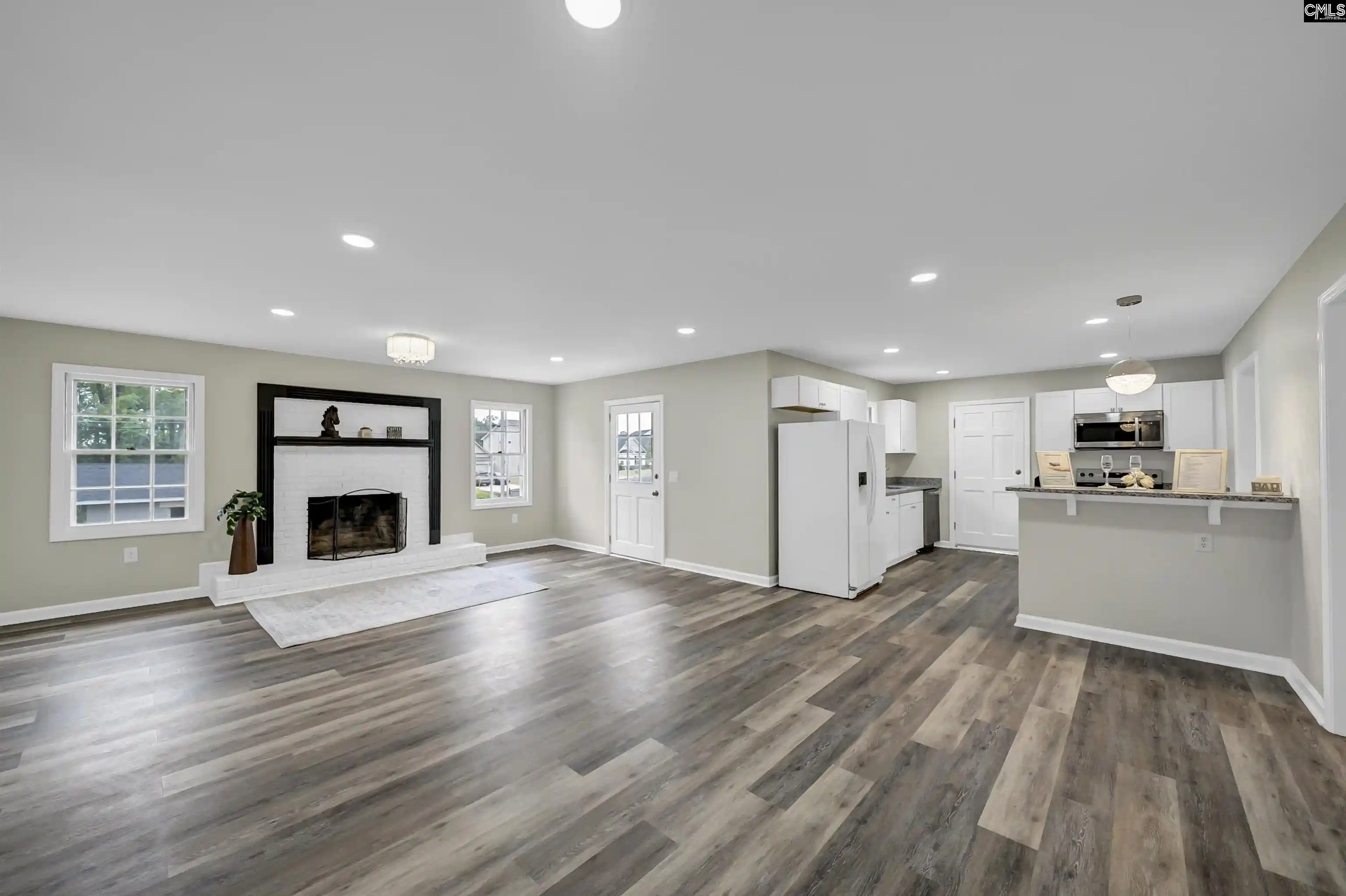 Photo 4 of Single family home for sale at 330 Bel Air, West Columbia, SC 29170 | MLS# 632530 | Listing updated on 2026-09-22