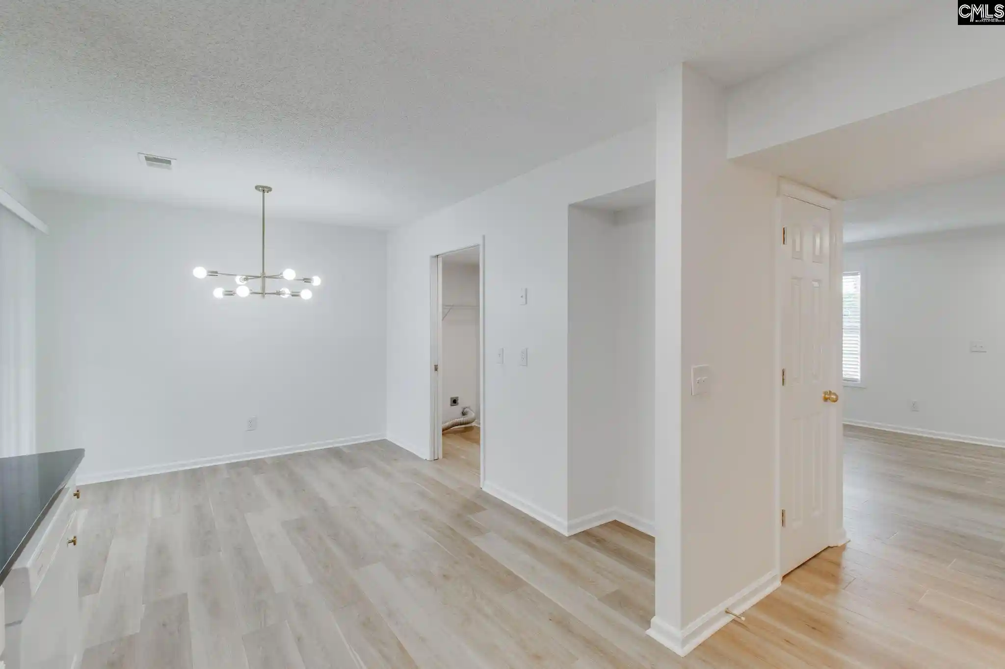 Photo 4 of Sale Pending at 10 Trentridge, Columbia, SC 29229 | MLS# 632935 | Listing updated on 2026-09-10