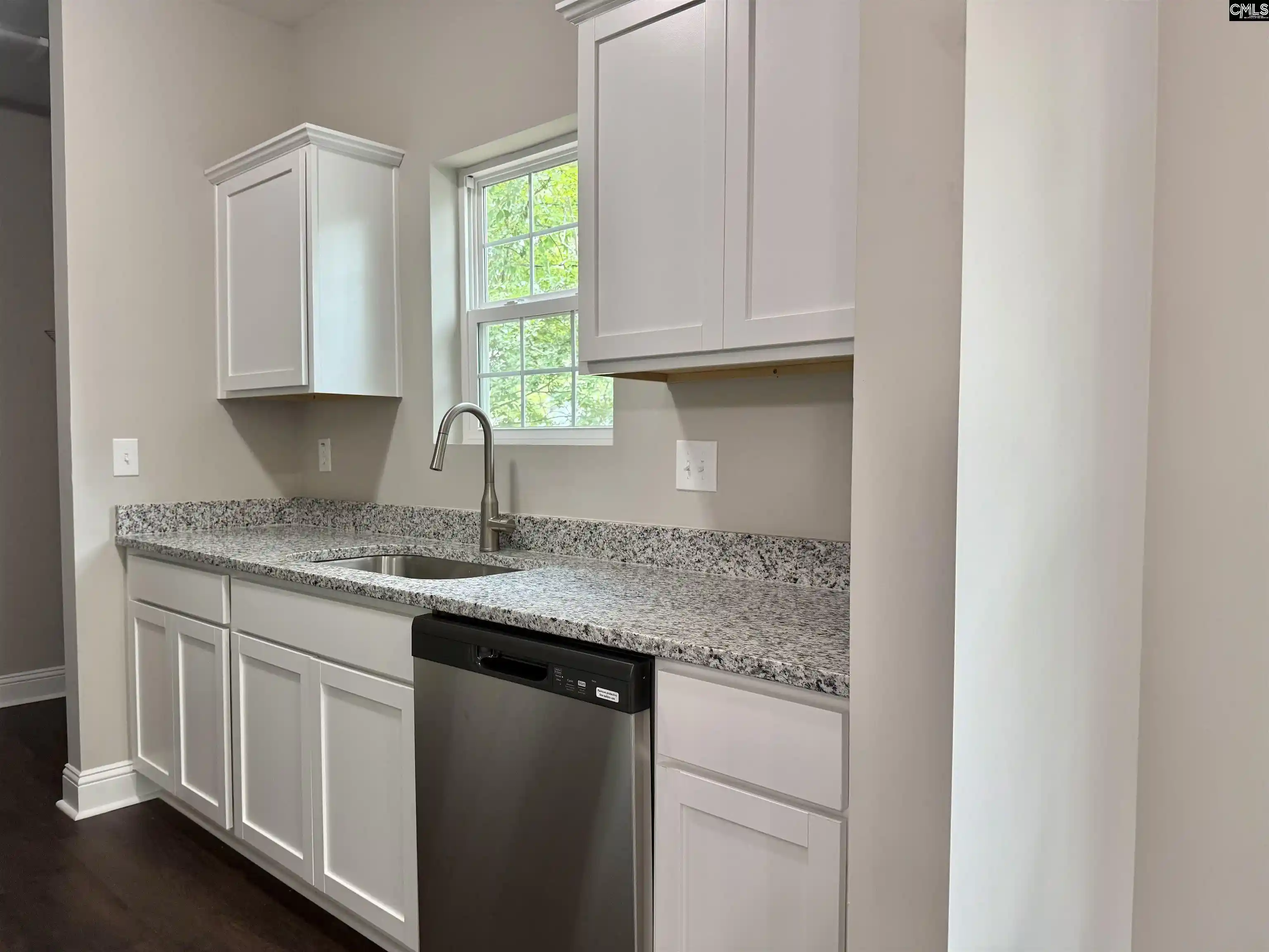 Homes for sale in Cayce, SC | 735 Lexington Ave, Cayce, SC 29033 | MLS# 633030