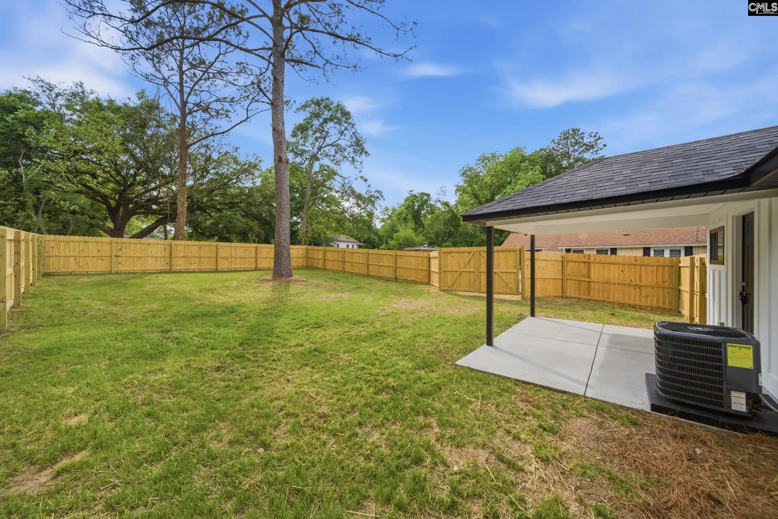 Photo 4 of Single family home for sale at 935 Eastman, Columbia, SC 29203 | MLS# 633138 | Listing updated on 2026-08-25