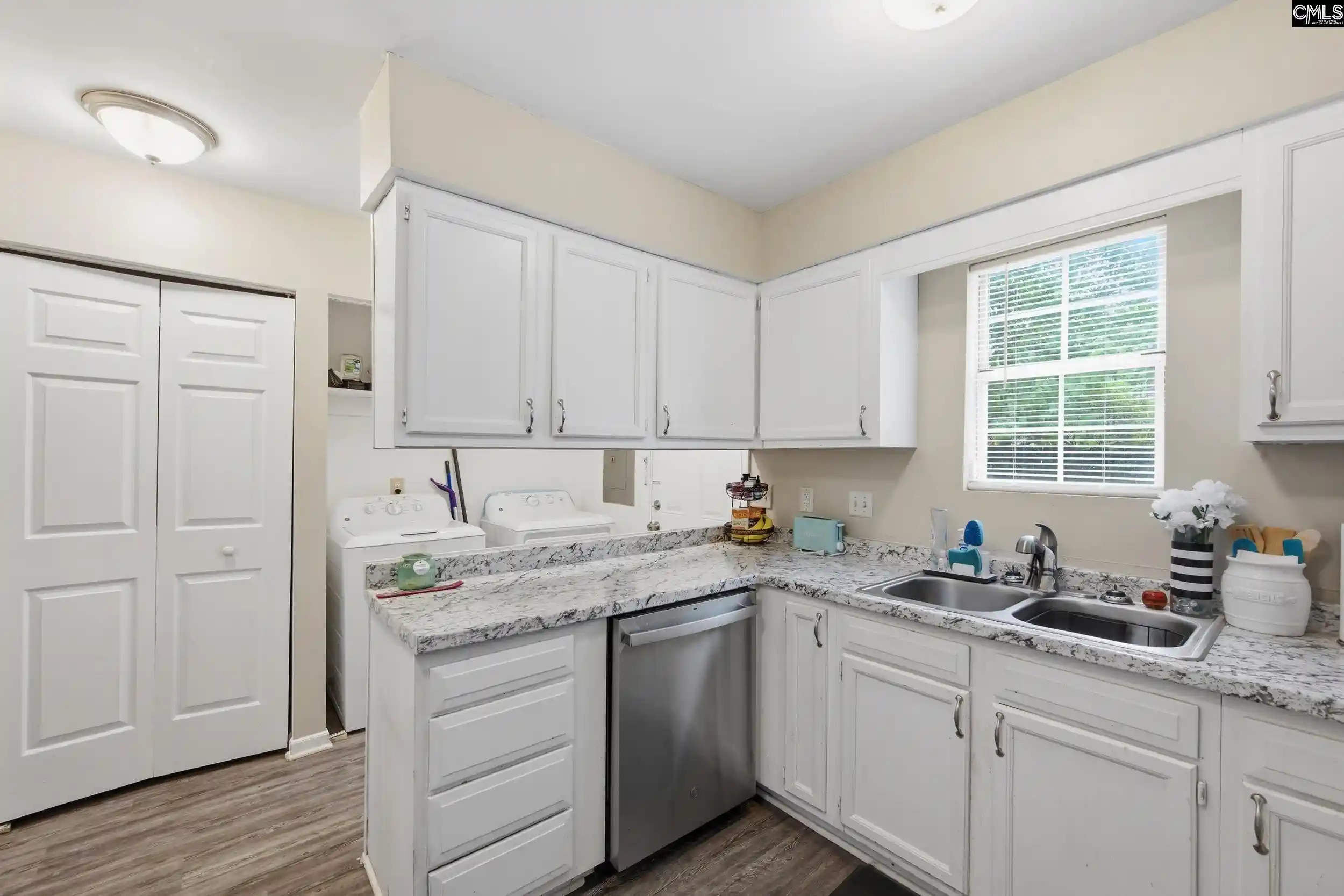 Homes for sale in Columbia, SC | 1158 Cloister, Columbia, SC 29210 | MLS# 633175