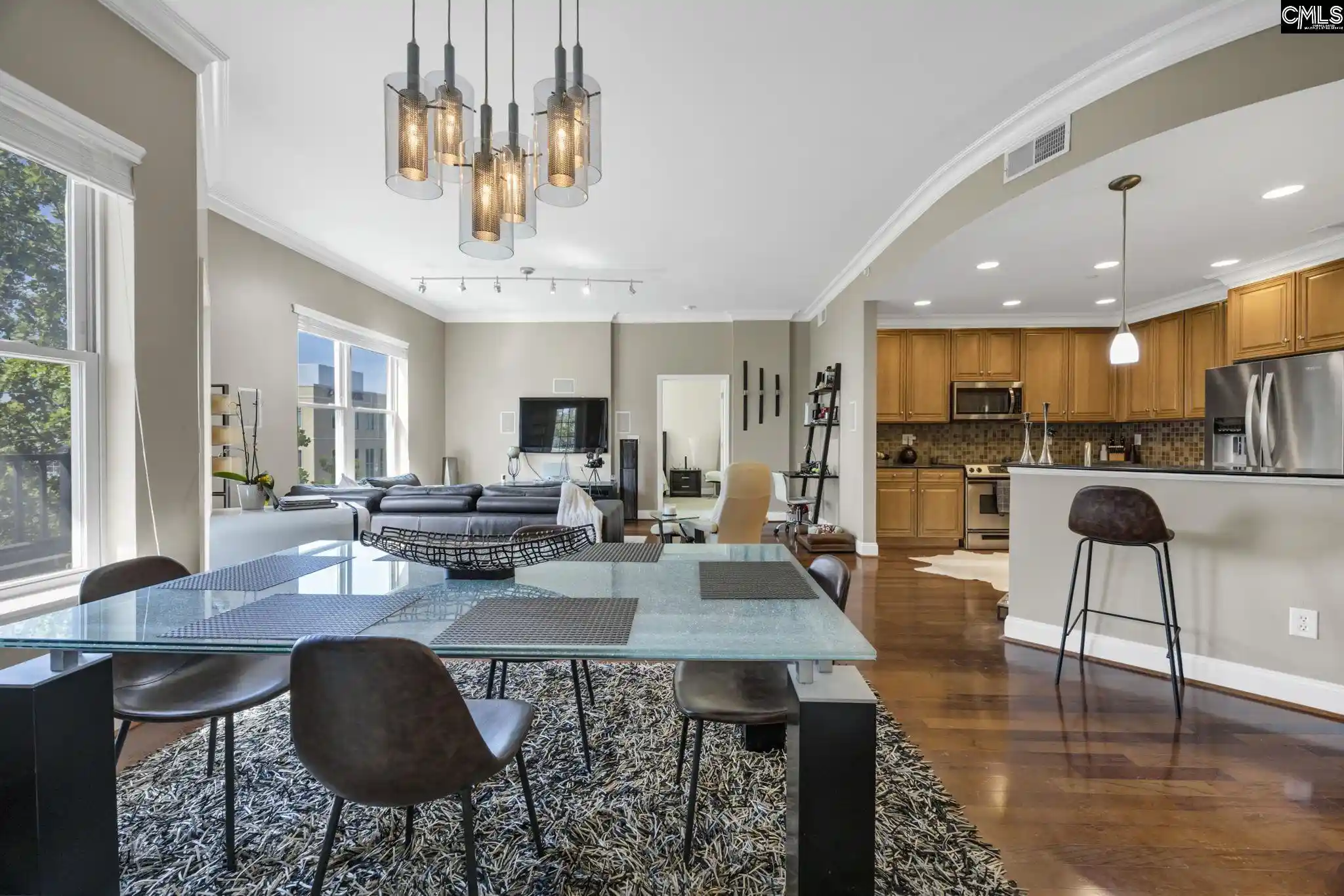 2nd image of 601 Main, Columbia, SC 29201