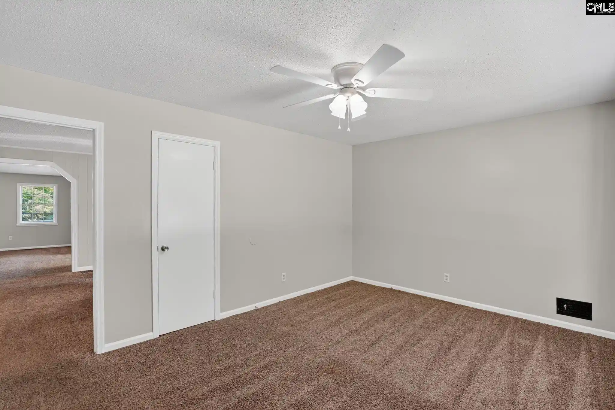 Photo 2 of Single family home for sale at 708 Wilmette, Columbia, SC 29203 | MLS# 633386 | Listing updated on 2026-09-04