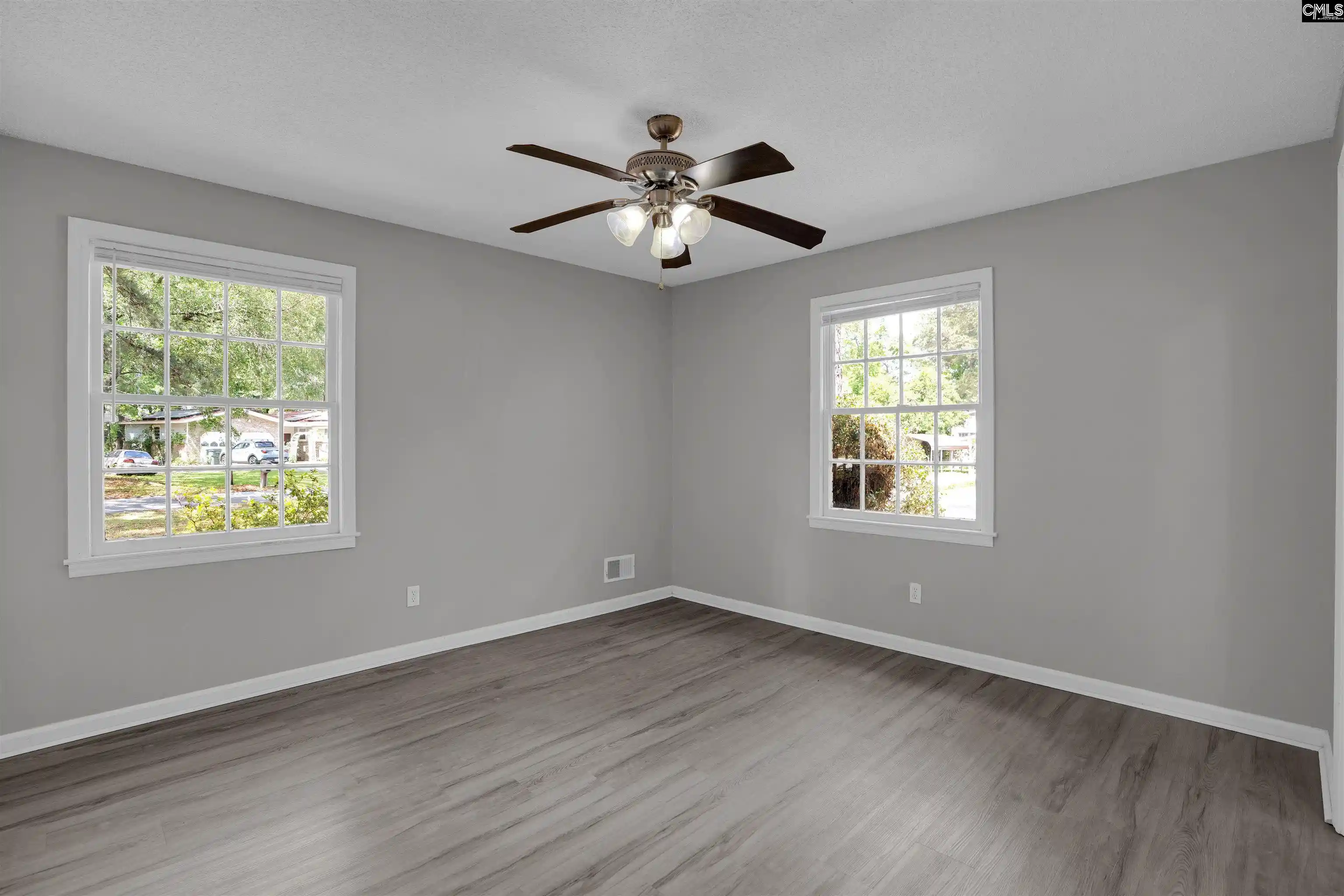 Homes for sale in West Columbia, SC | 402 Ravenscroft, West Columbia, SC 29172 | MLS# 633627