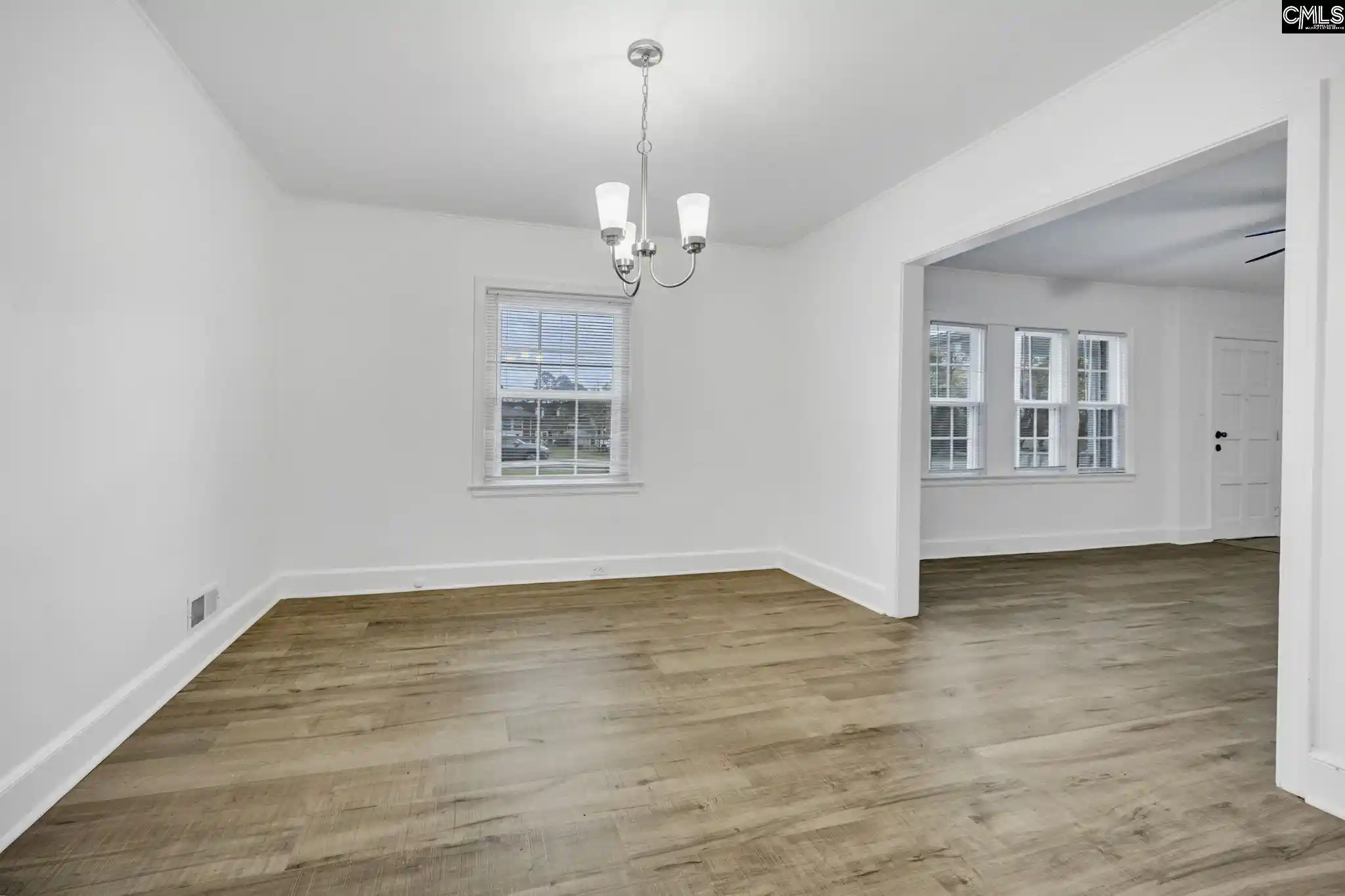 Photo 2 of Single family home for sale at 613 Veterans, Columbia, SC 29209 | MLS# 633659 | Listing updated on 2026-08-25