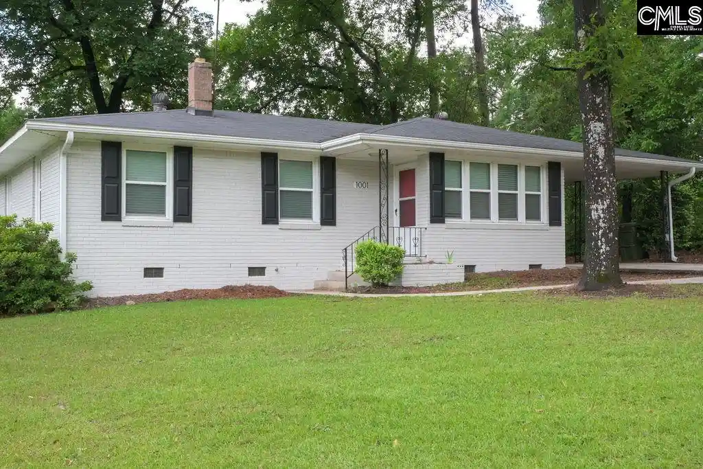Homes for sale in Cayce, SC | 1001 Summerland, Cayce, SC 29033 | MLS# 633666