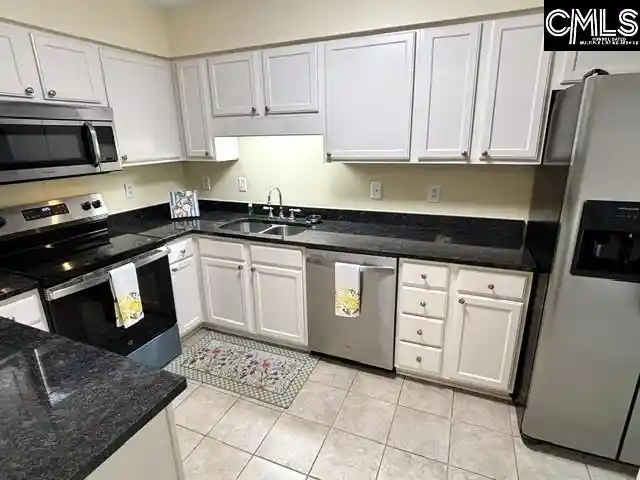 Homes for sale in Columbia, SC | 210 Carlyle, Columbia, SC 29206 | MLS# 633689